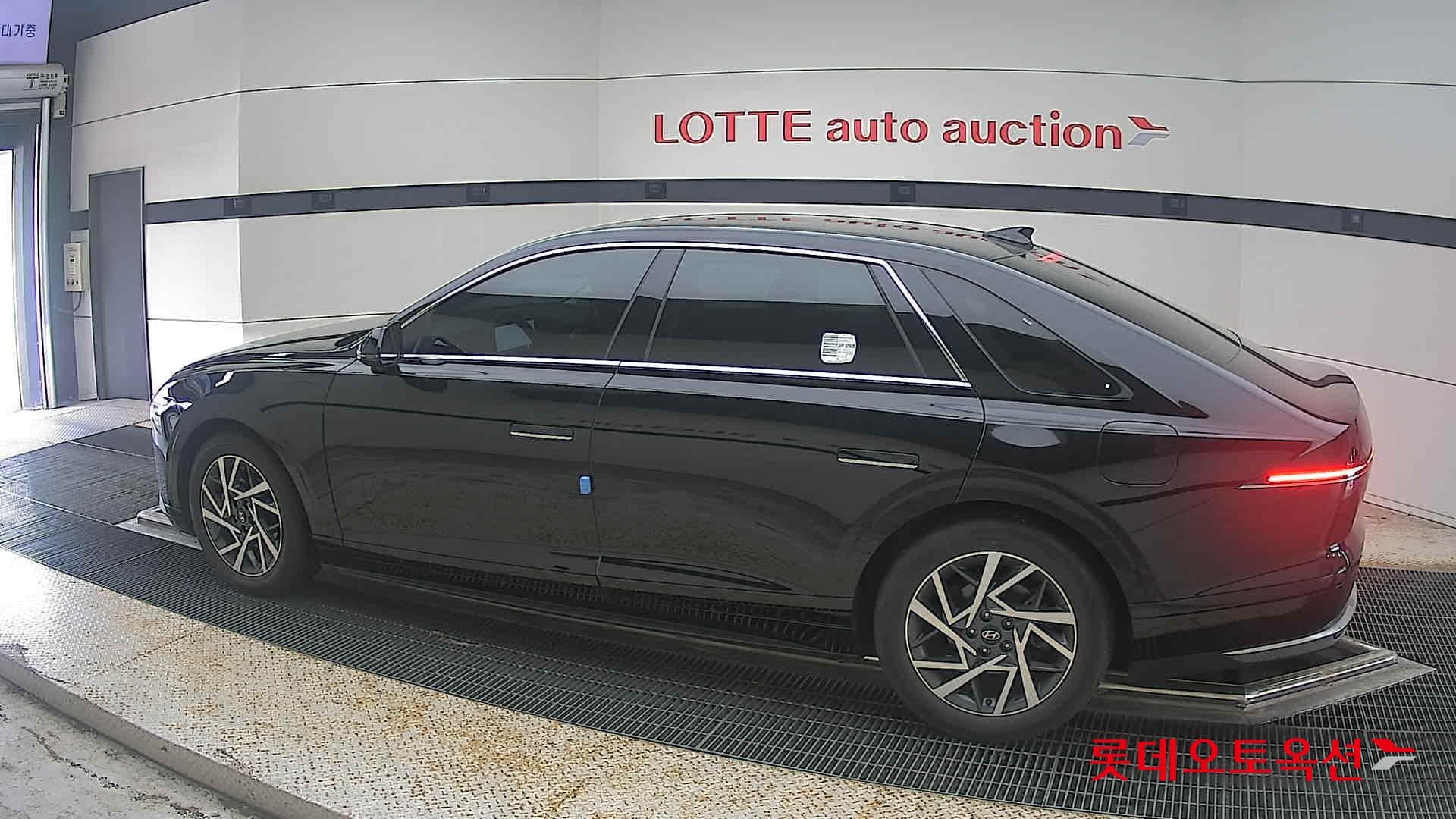 هيونداي - جرانديور (أزيرا) | GN7 (H)1.6T Premium 2WD AT 7