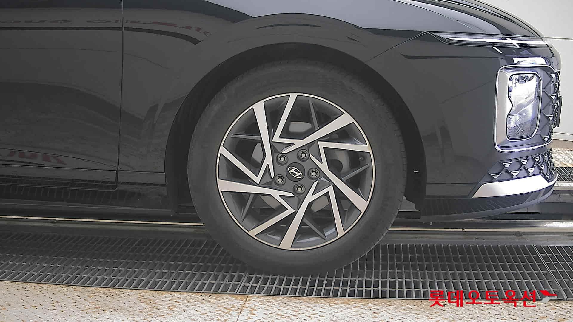 هيونداي - جرانديور (أزيرا) | GN7 (H)1.6T Premium 2WD AT 23