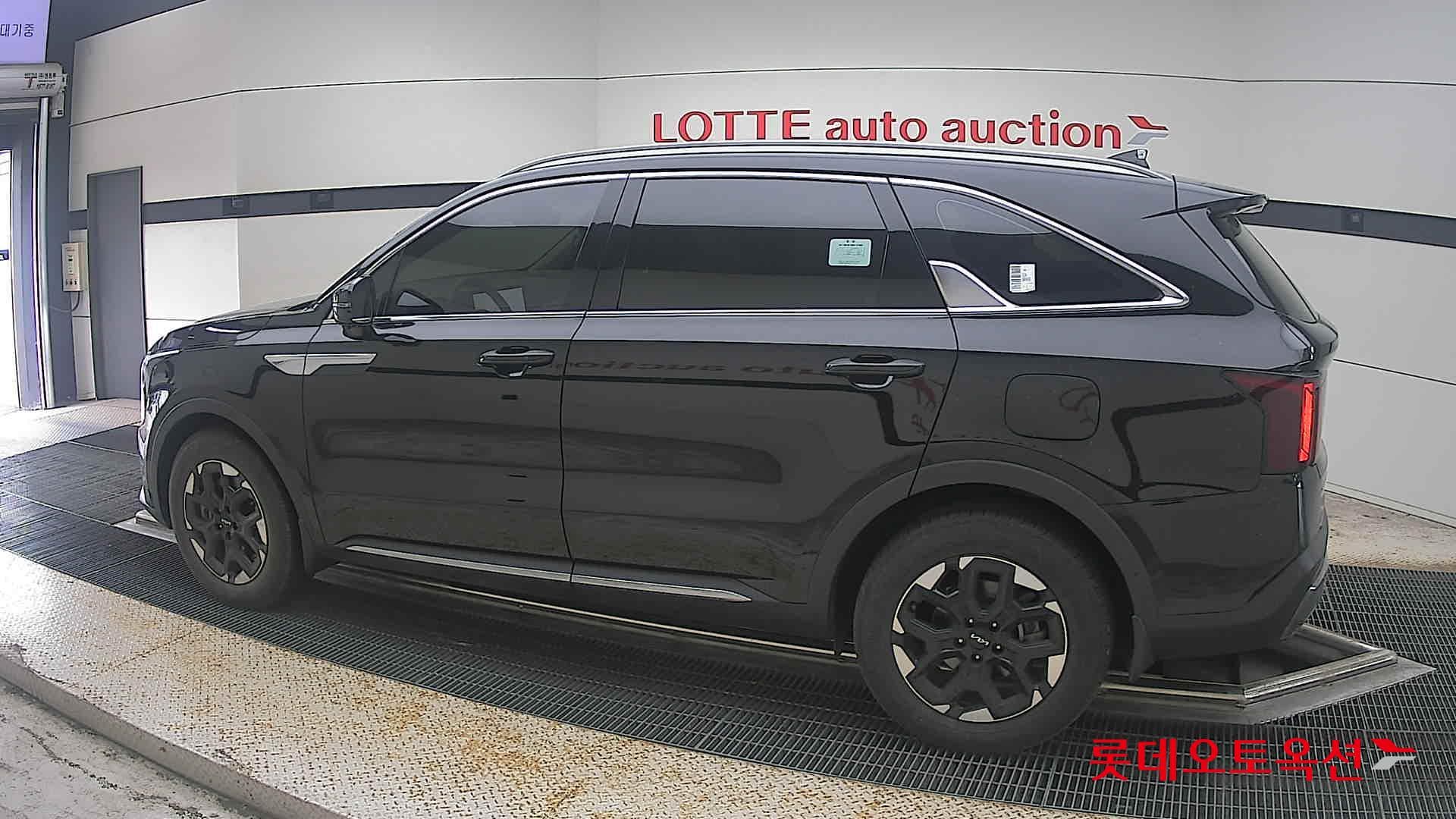Kia - Sorento | MQ4 (D)2.2 Noblesse 5 4WD AT 7