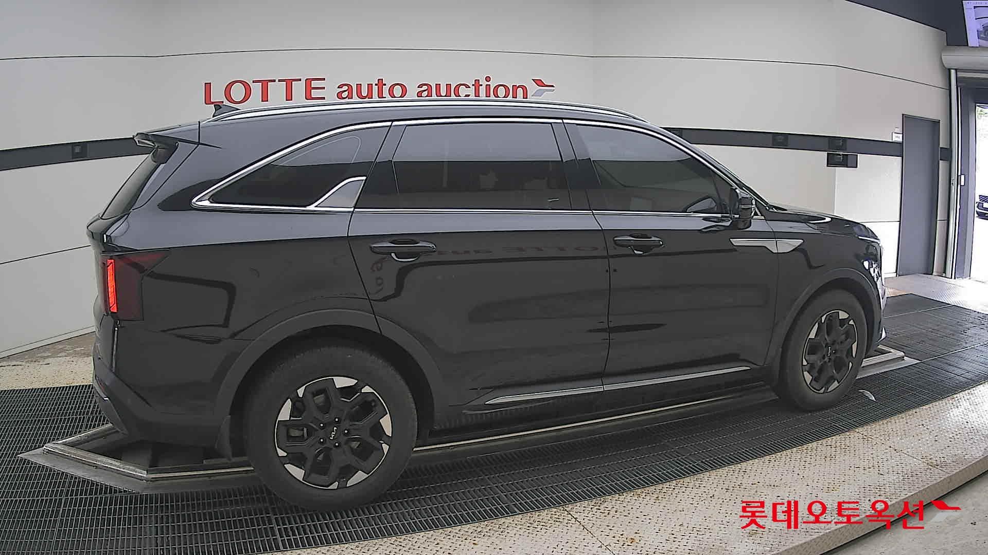 Kia - Sorento | MQ4 (D)2.2 Noblesse 5 4WD AT 15