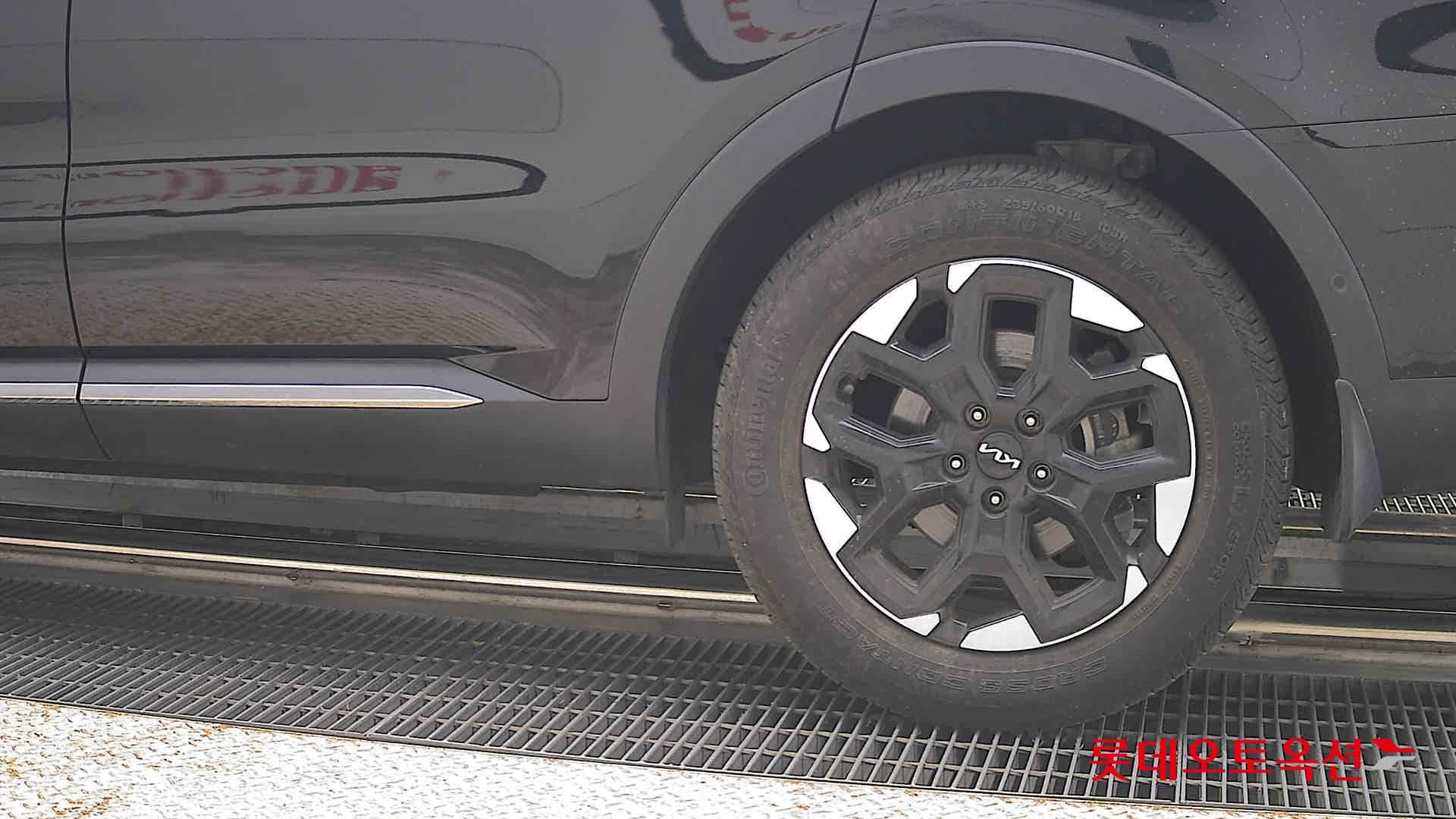 Kia - Sorento | MQ4 (D)2.2 Noblesse 5 4WD AT 22