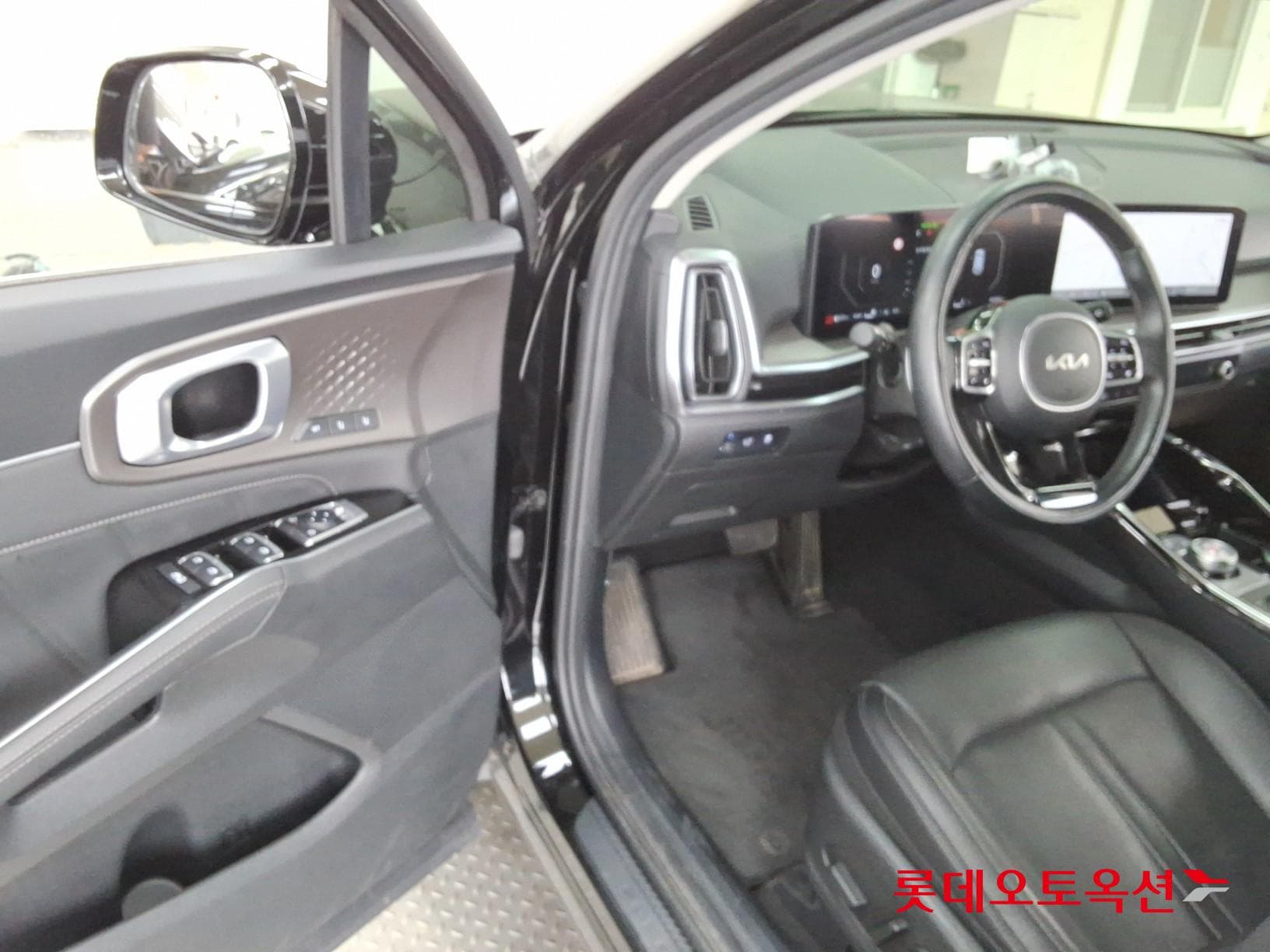 Kia - Sorento | MQ4 (D)2.2 Noblesse 5 4WD AT 36