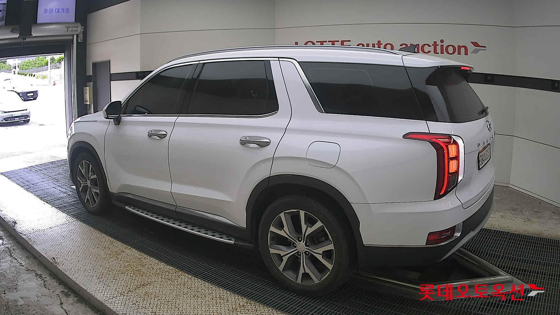 Hyundai - Palisade | (G) 3.8 Exclusive 2WD 8 8