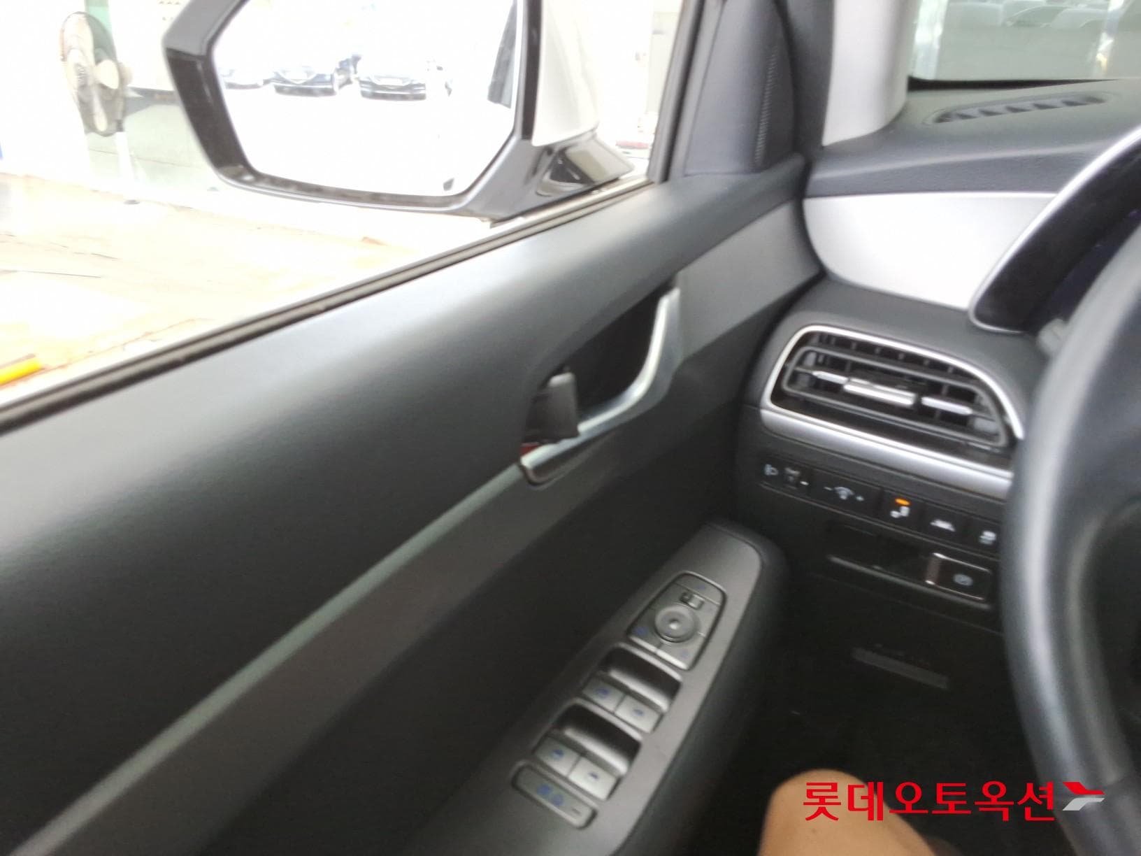 Hyundai - Palisade | (G) 3.8 Exclusive 2WD 8 28