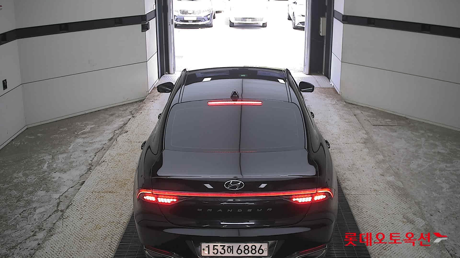 Hyundai - Grandeur | THE NEW (G) 2.5 Exclusive 11