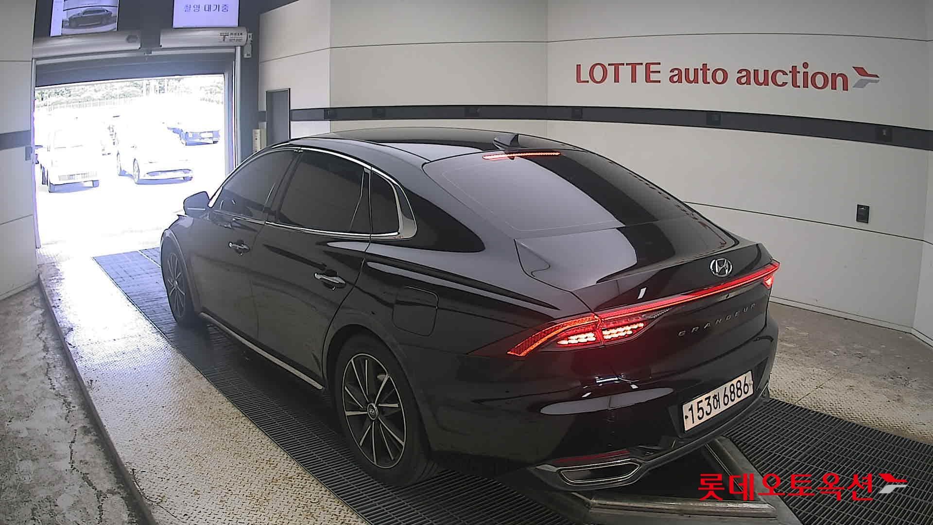 Hyundai - Grandeur | THE NEW (G) 2.5 Exclusive 10
