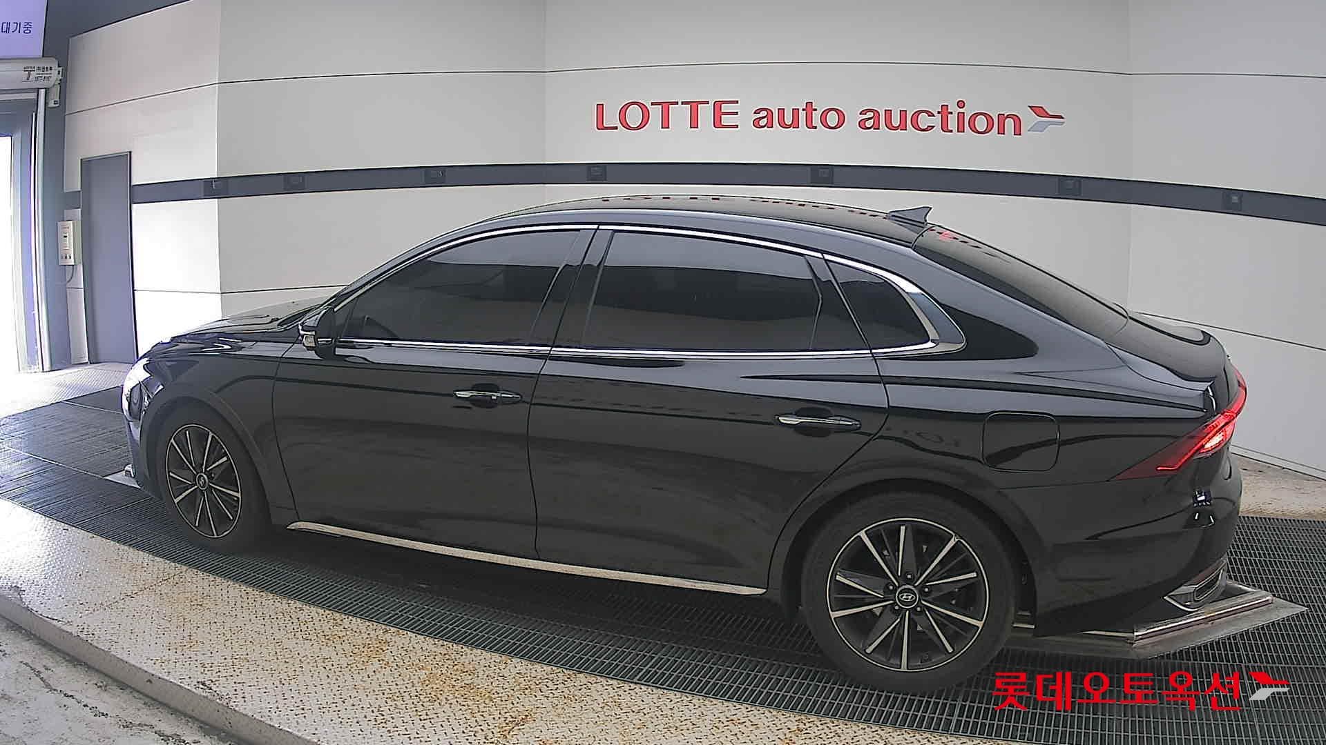 Hyundai - Grandeur | THE NEW (G) 2.5 Exclusive 7