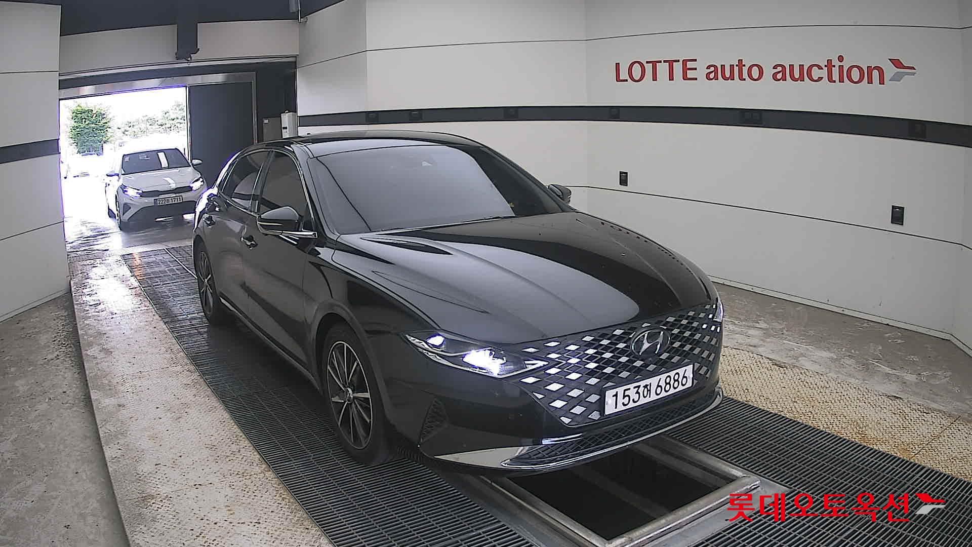 Hyundai - Grandeur | THE NEW (G) 2.5 Exclusive 20