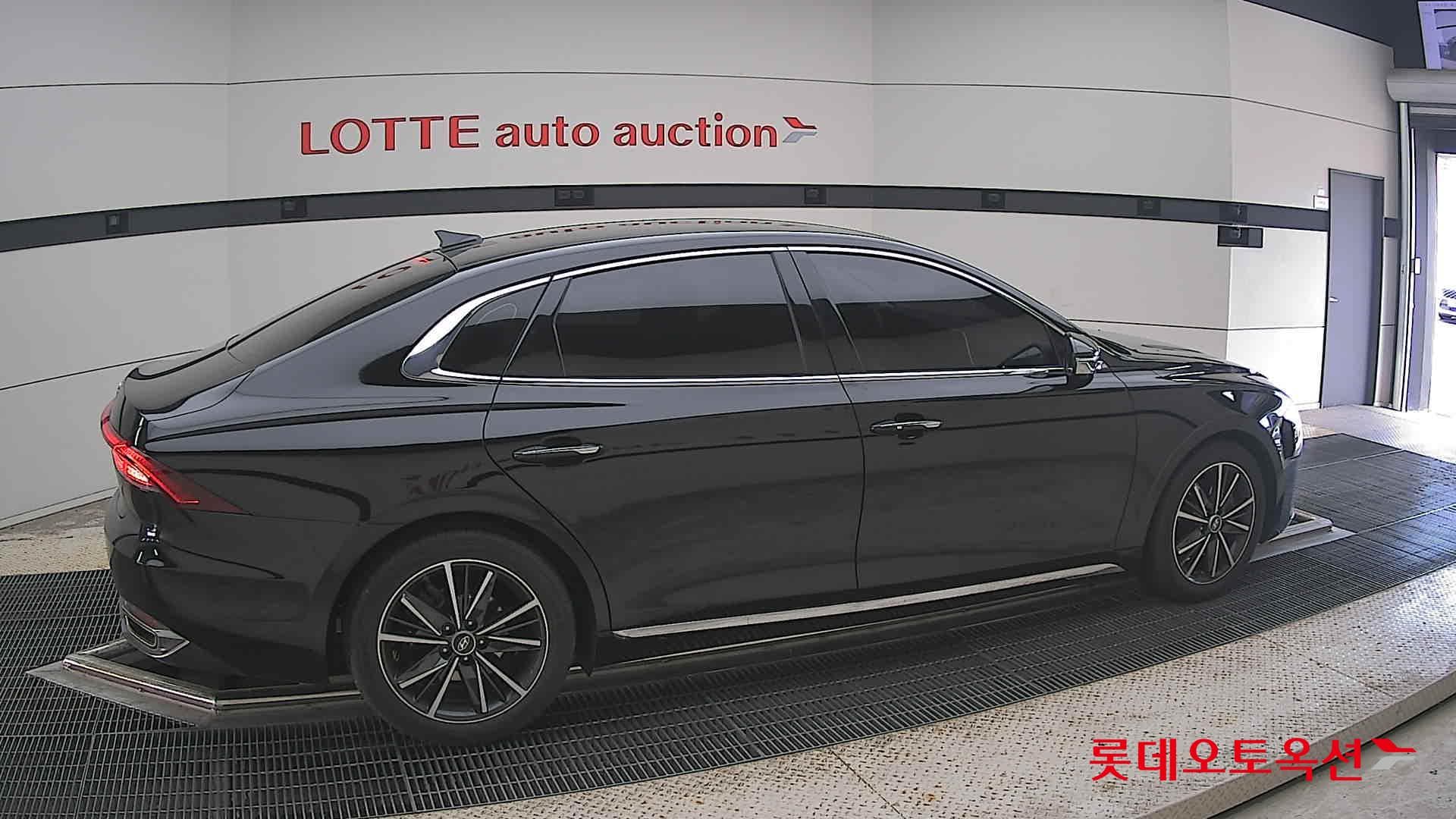 Hyundai - Grandeur | THE NEW (G) 2.5 Exclusive 15