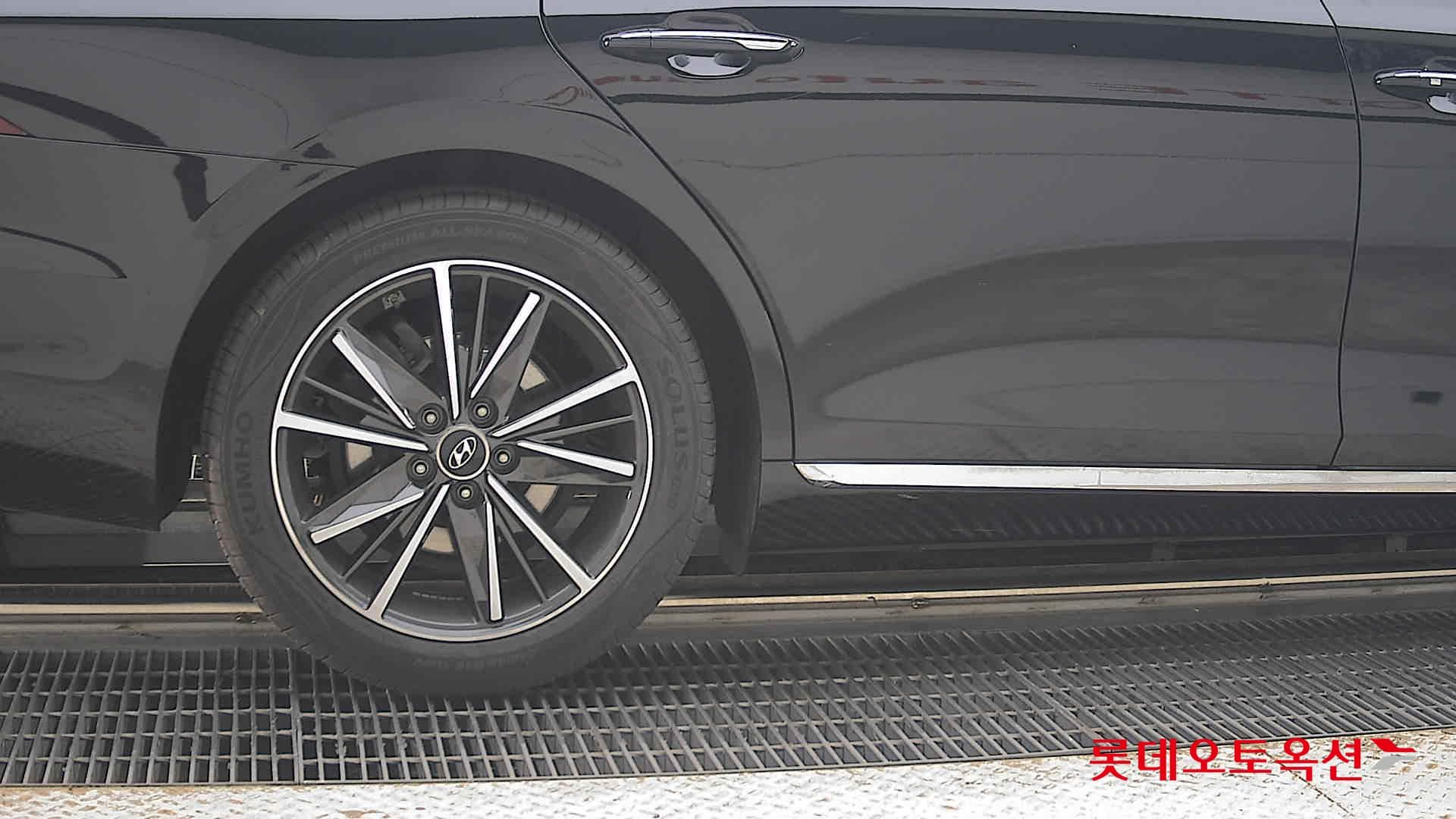 Hyundai - Grandeur | THE NEW (G) 2.5 Exclusive 24