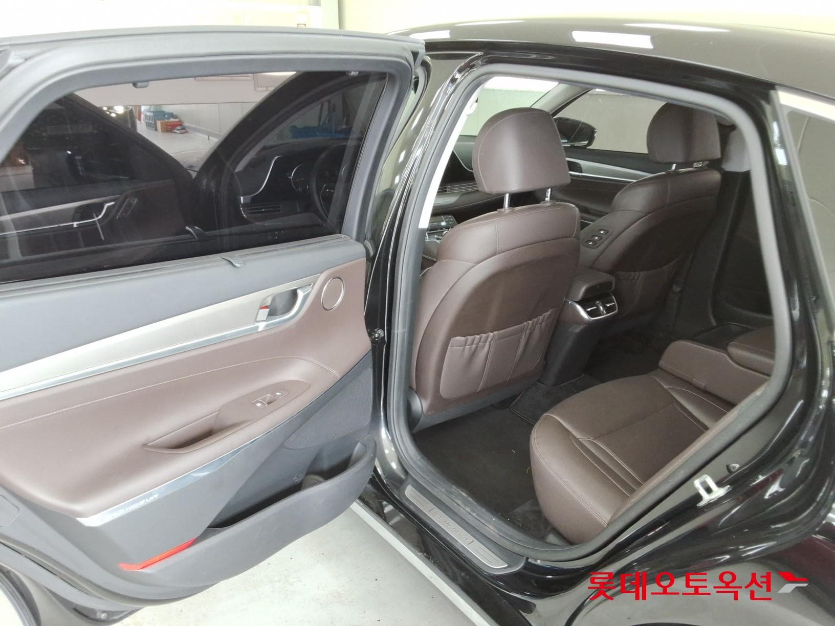 Hyundai - Grandeur | THE NEW (G) 2.5 Exclusive 36