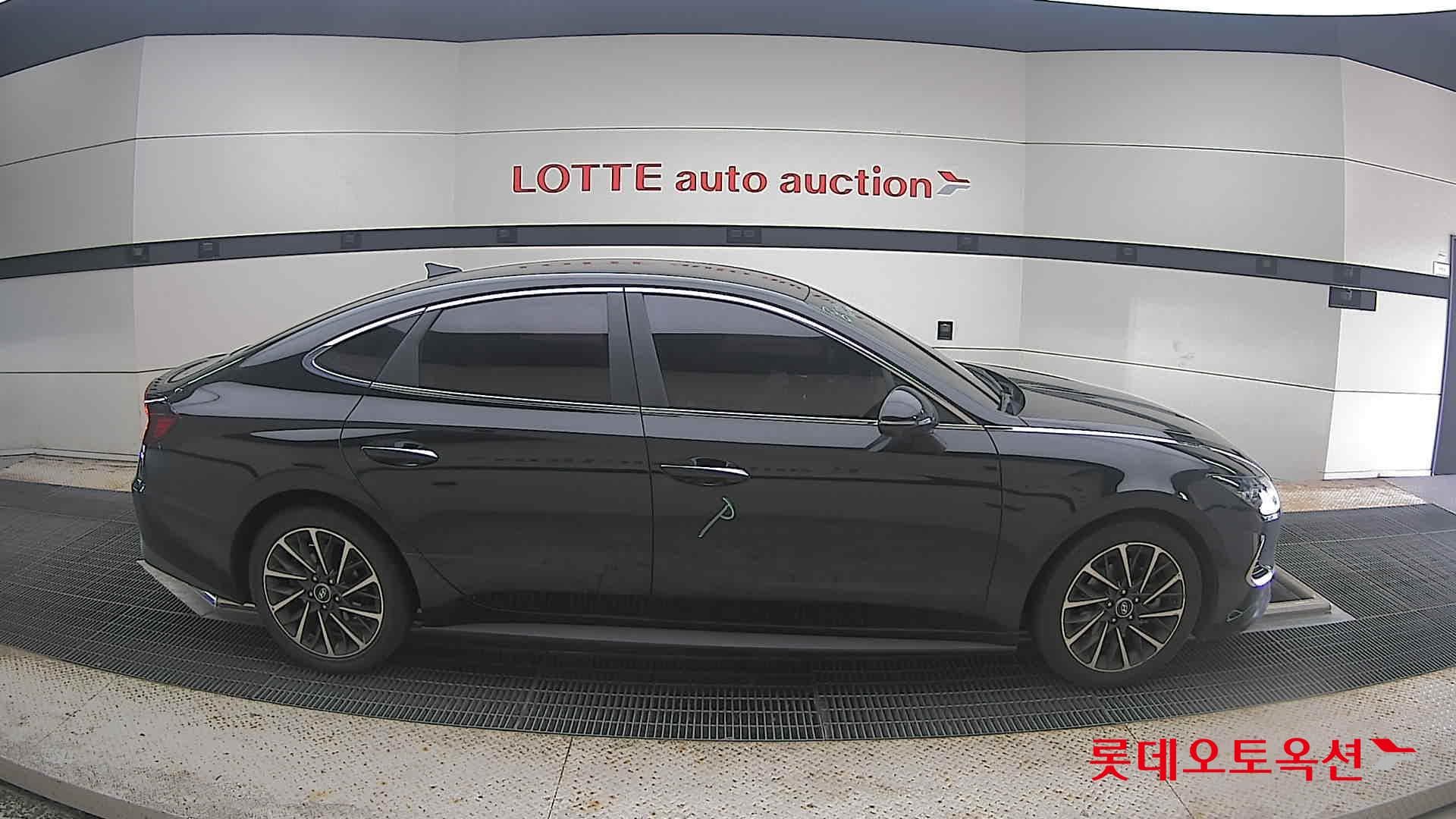 Hyundai - Соната | DN8 (G) 2.0 Inspiration 16