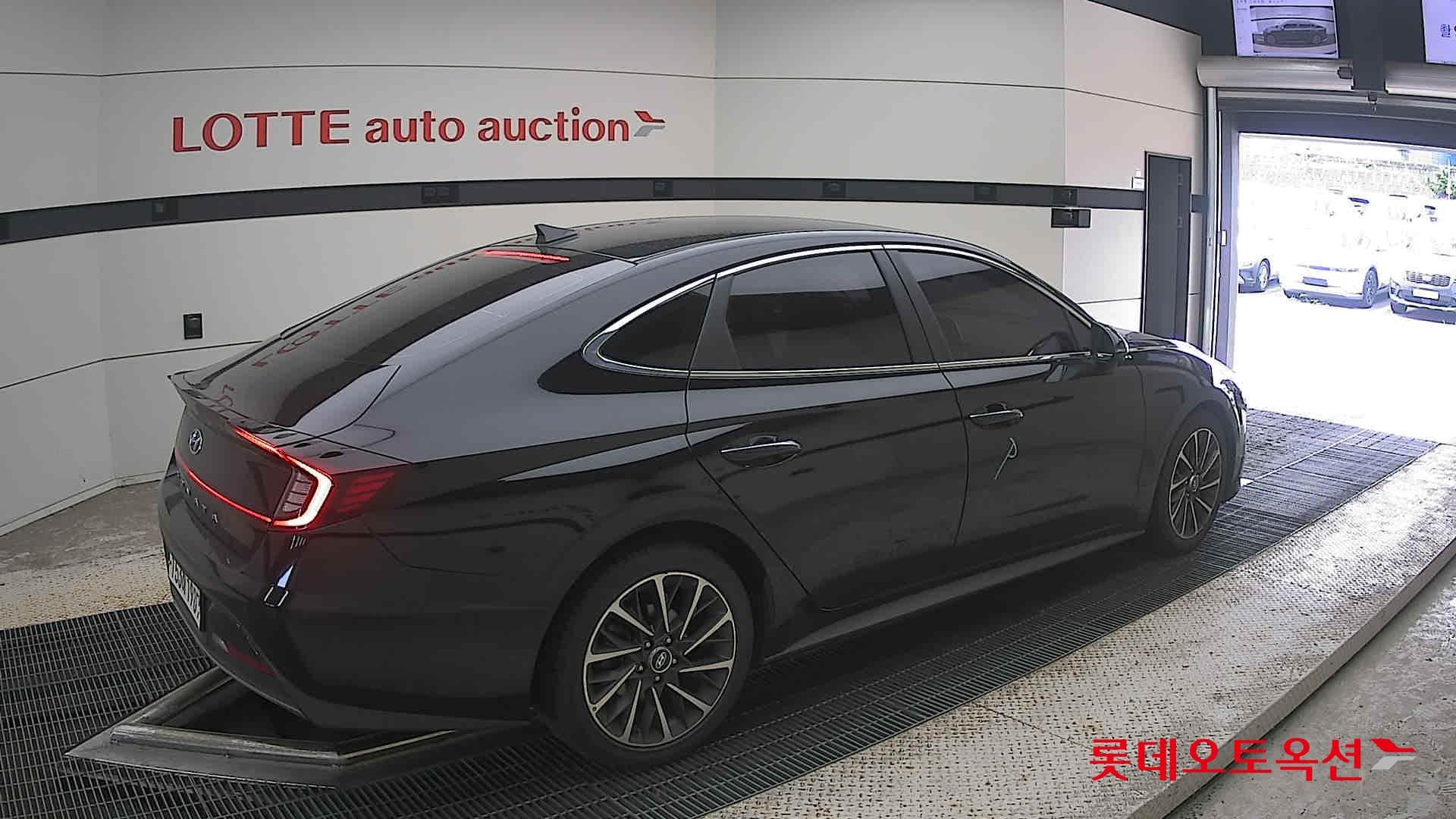 Hyundai - Соната | DN8 (G) 2.0 Inspiration 14