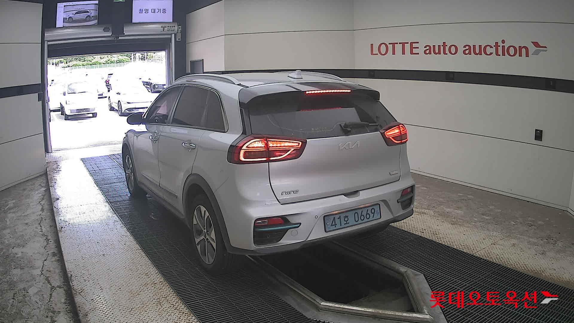 Kia - Ниро | EV (E) Noblesse_22MY 9