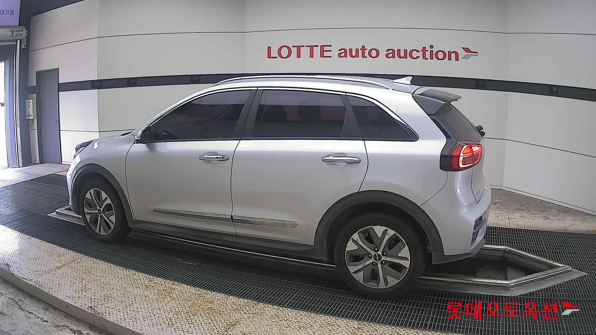 Kia - Ниро | EV (E) Noblesse_22MY 7