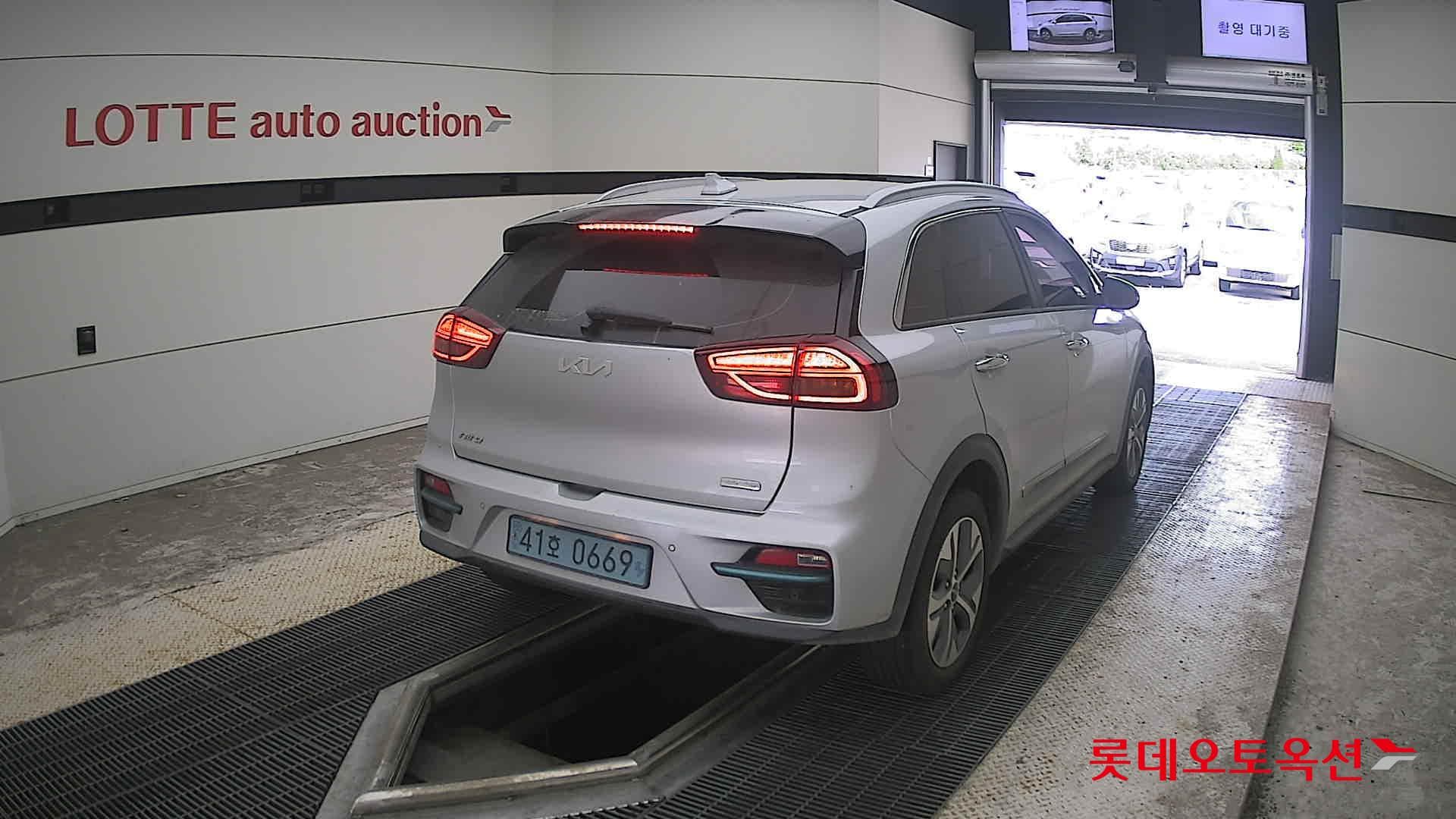 Kia - Ниро | EV (E) Noblesse_22MY 13