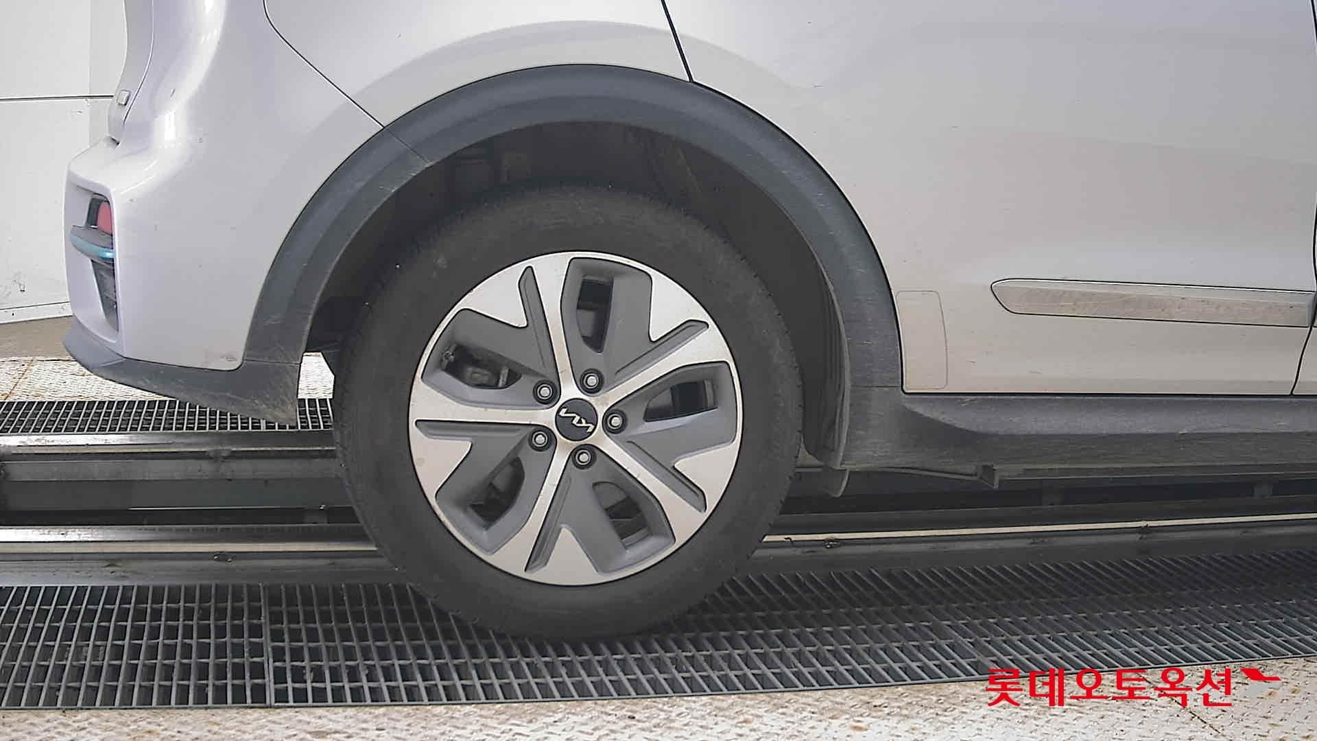 Kia - Ниро | EV (E) Noblesse_22MY 24