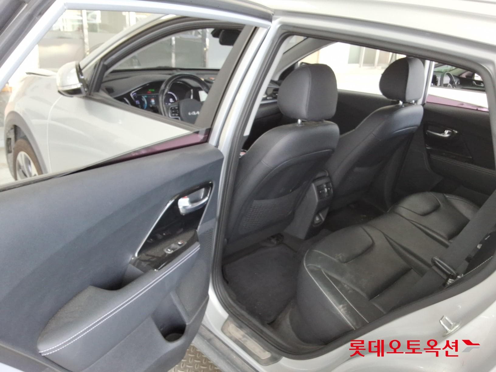 Kia - Ниро | EV (E) Noblesse_22MY 36