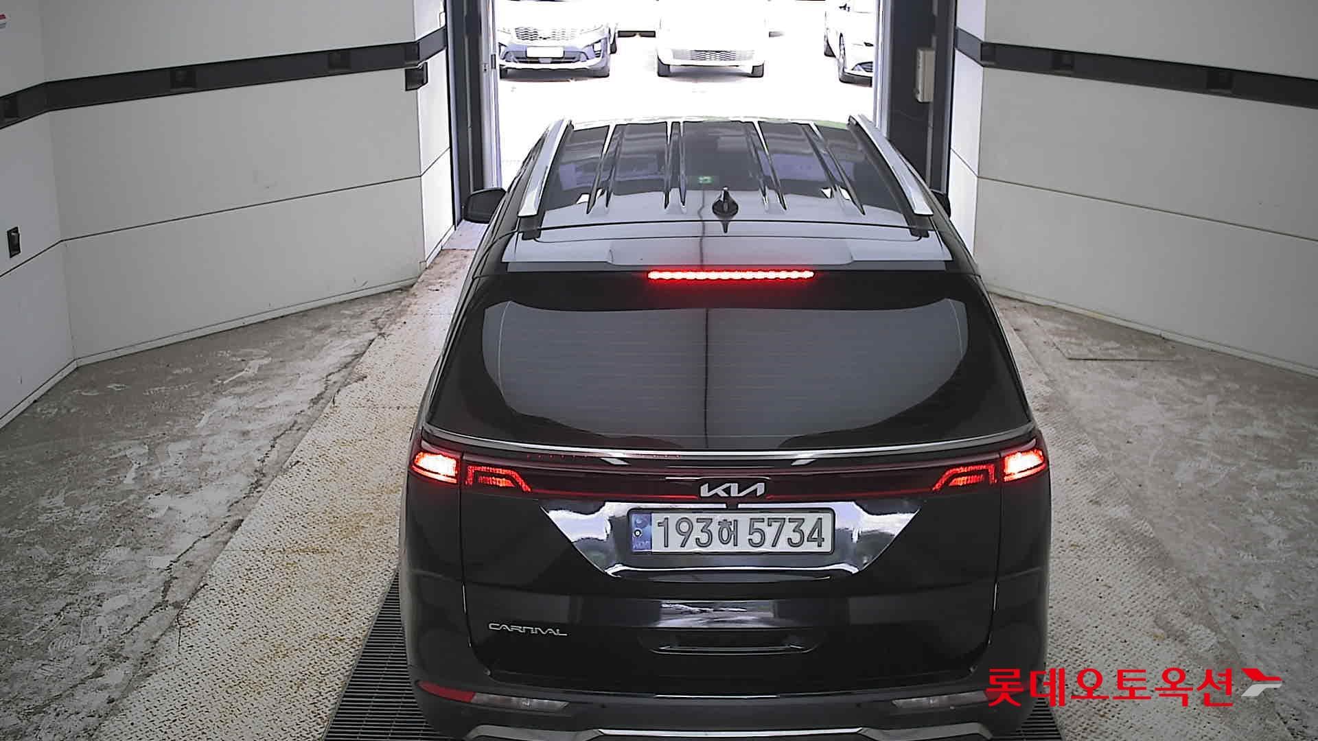 Kia - Carnival | KA4 (D) 2.2 Noblesse 9Seater 11