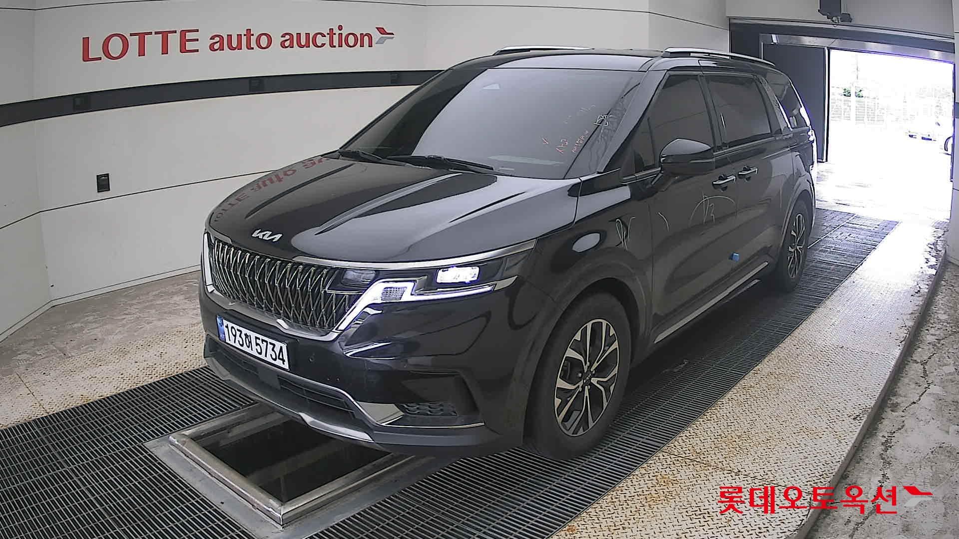 Kia - Carnival | KA4 (D) 2.2 Noblesse 9Seater 3