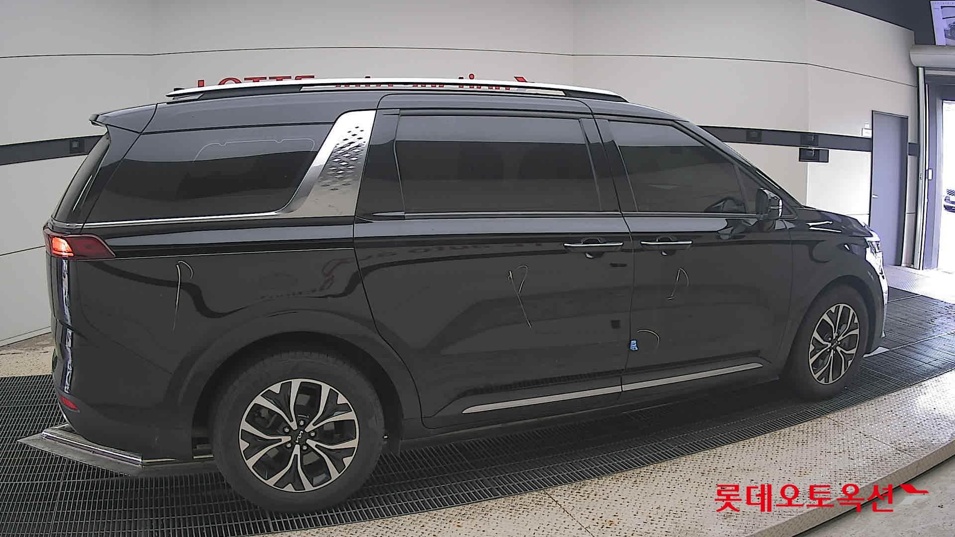 Kia - Carnival | KA4 (D) 2.2 Noblesse 9Seater 15
