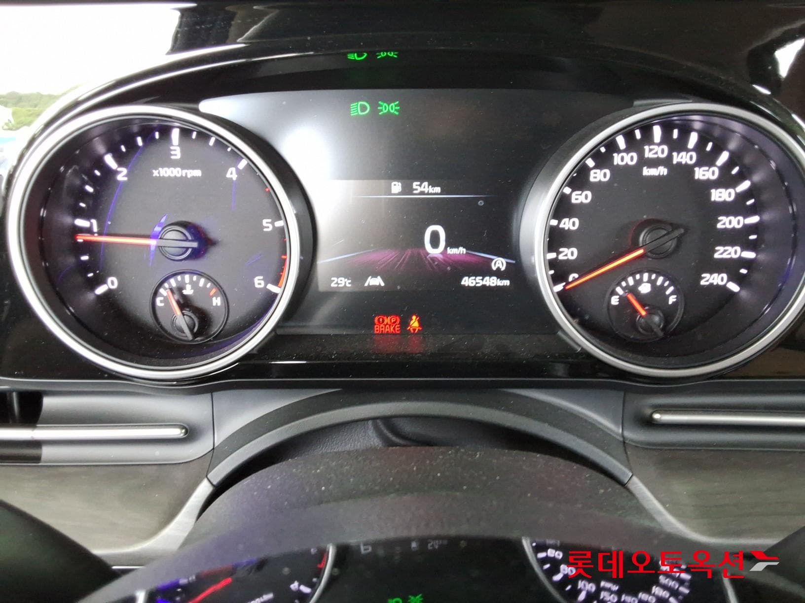 Kia - Carnival | KA4 (D) 2.2 Noblesse 9Seater 30
