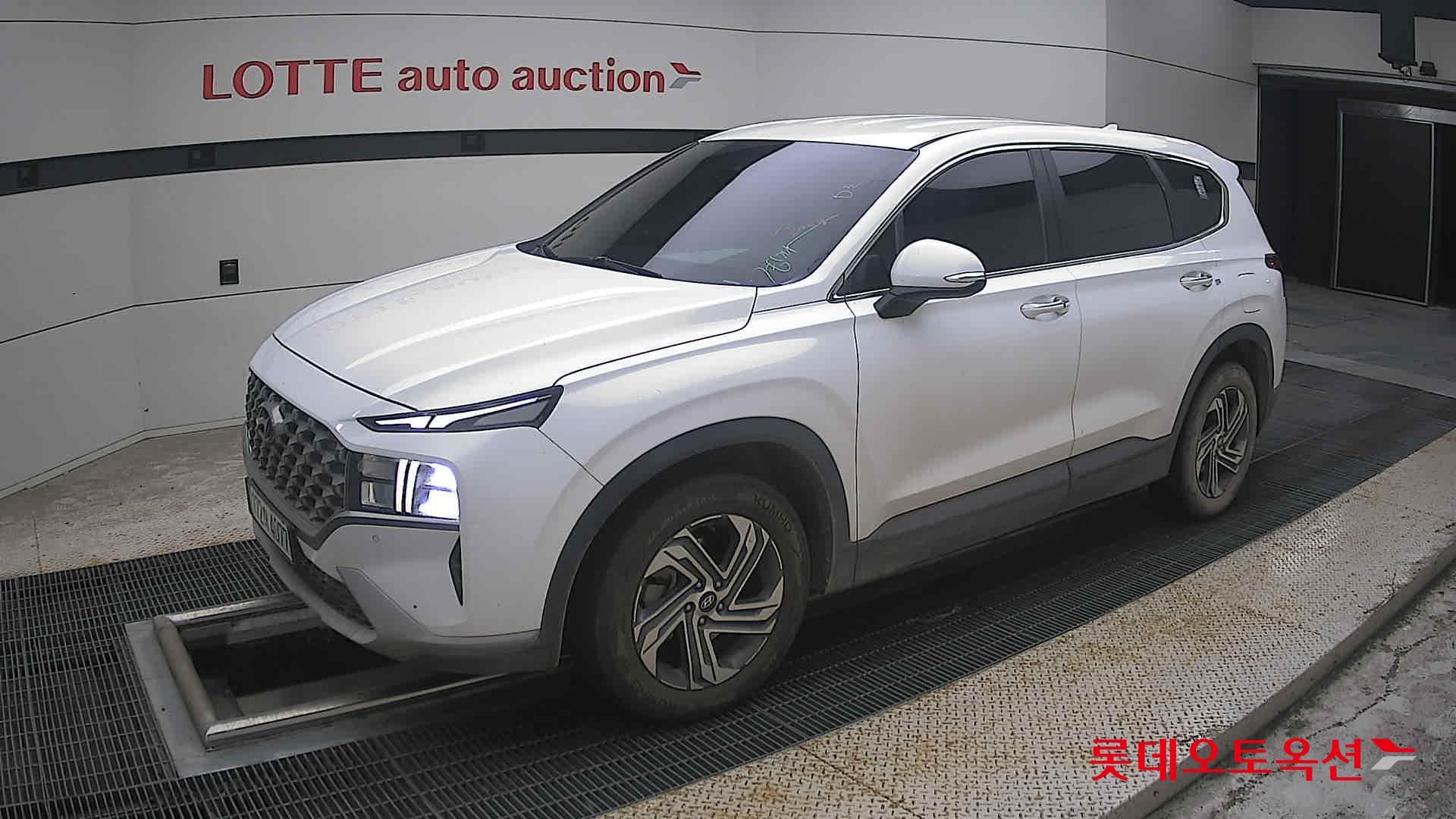 Hyundai - Santa Fe | THE NEW SANTAFE (D) 2.2 Exclusive 5Seater 2WD 4