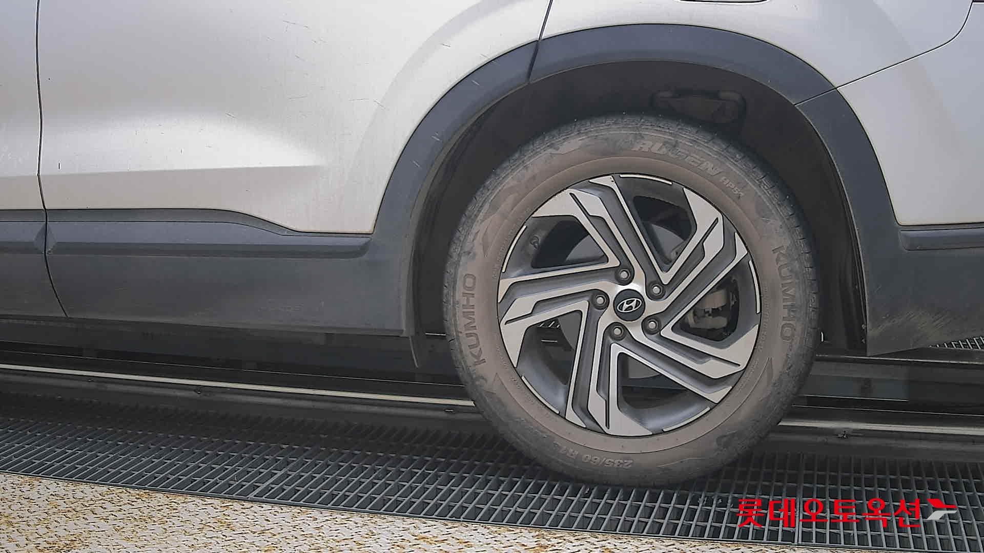 Hyundai - Santa Fe | THE NEW SANTAFE (D) 2.2 Exclusive 5Seater 2WD 22