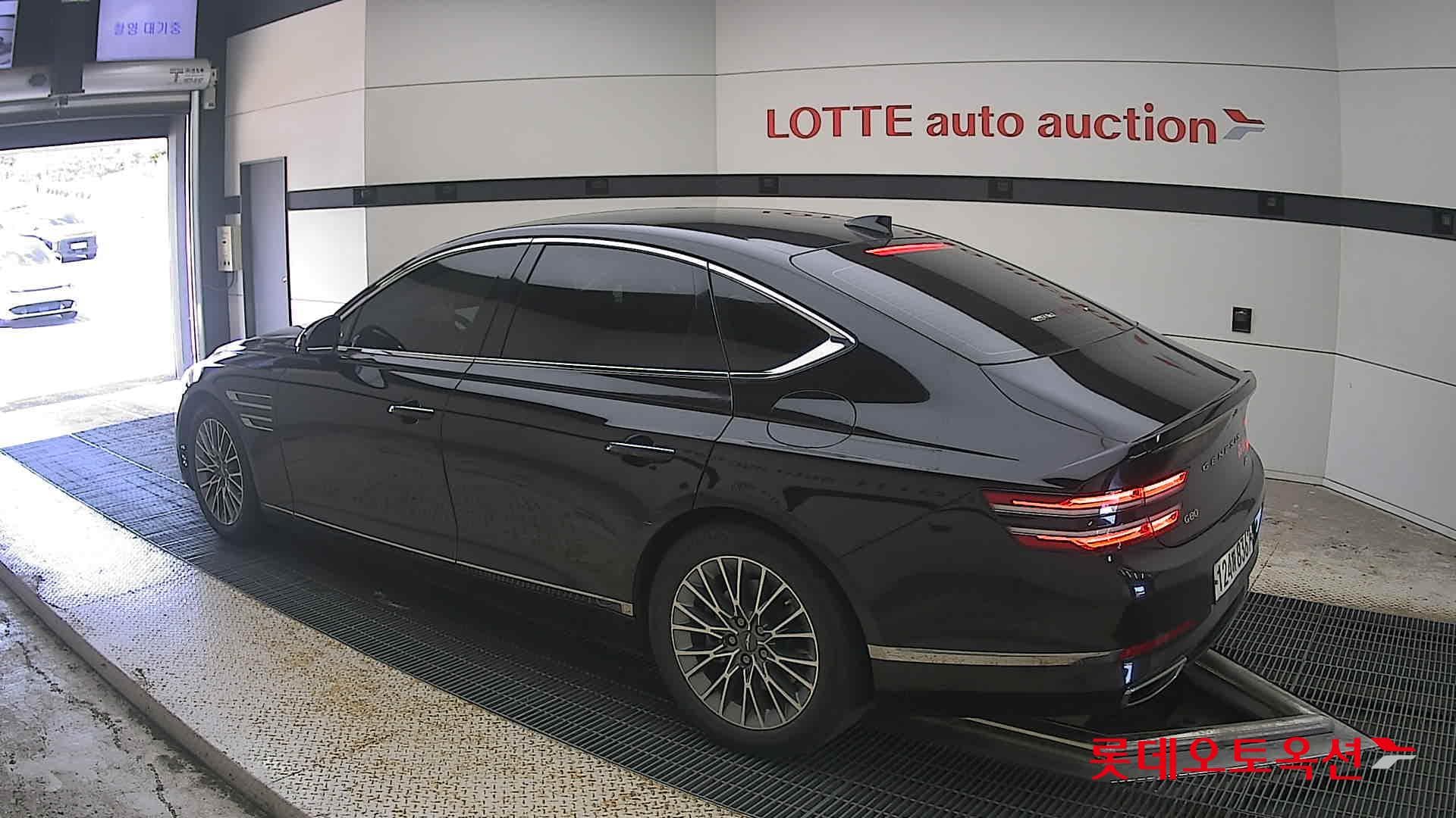 Genesis - G80 | THE ALL NEW GENESIS (G) 2.5T 8