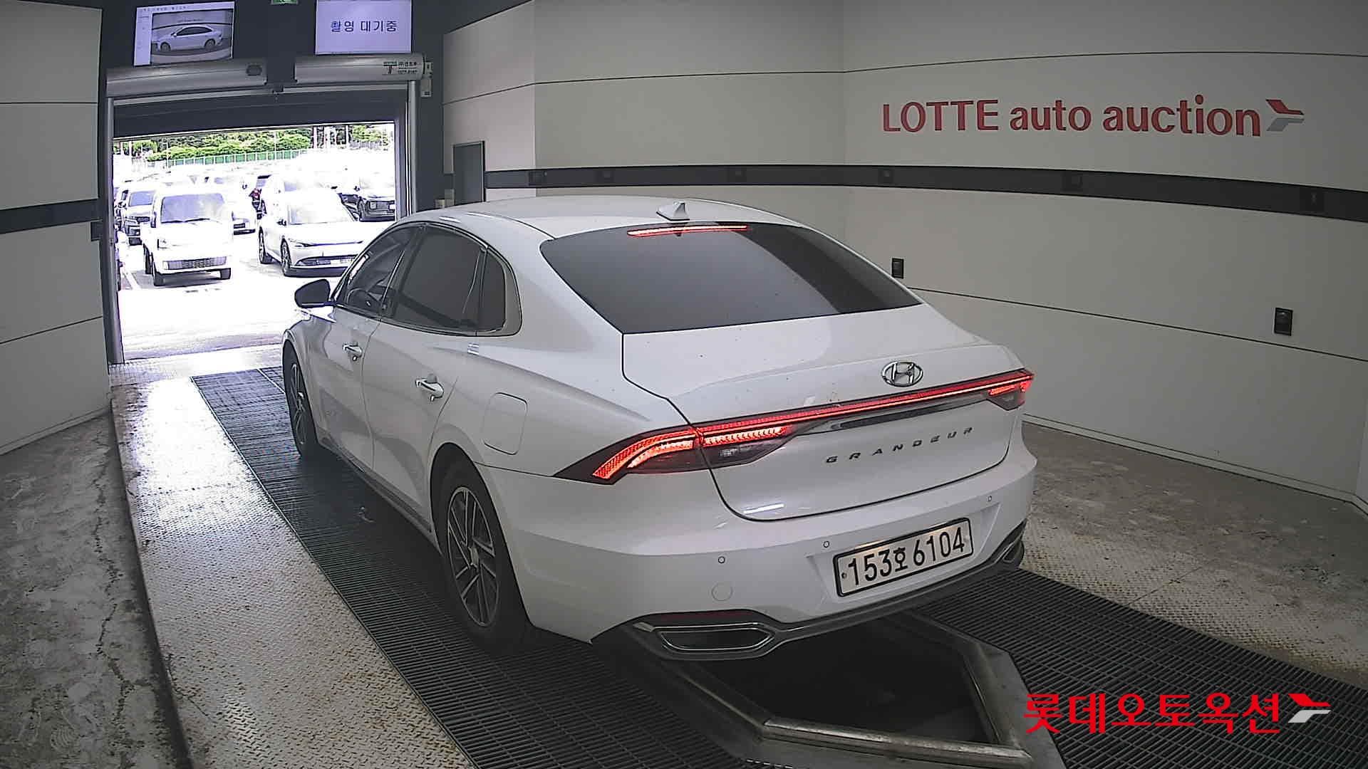 Hyundai - Grandeur | THE NEW (G) 2.5 Premium 9