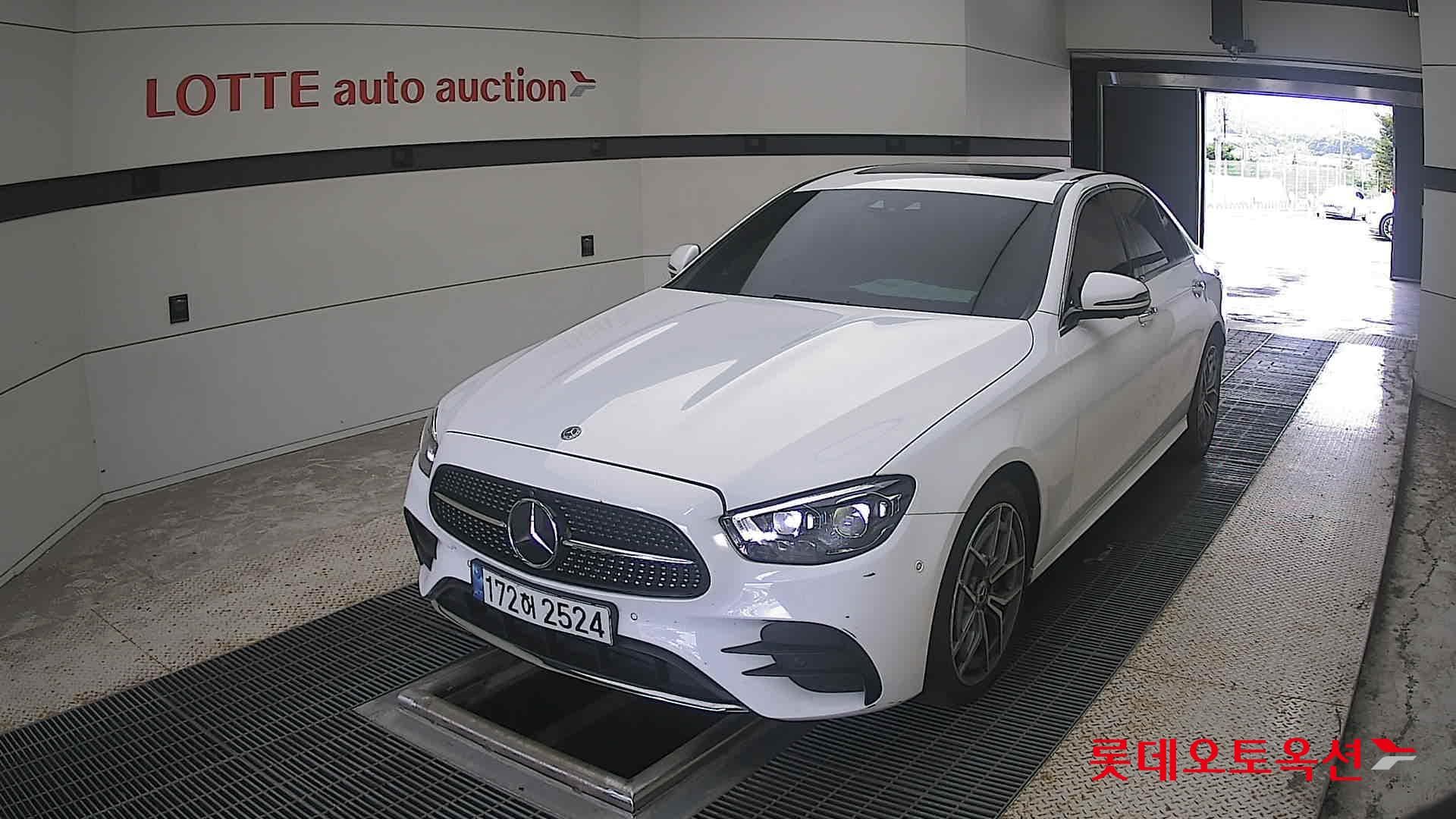 Mercedes-Benz - E-Class | NEW E220 4M AMG LINE KR4 (D) 2.0 2
