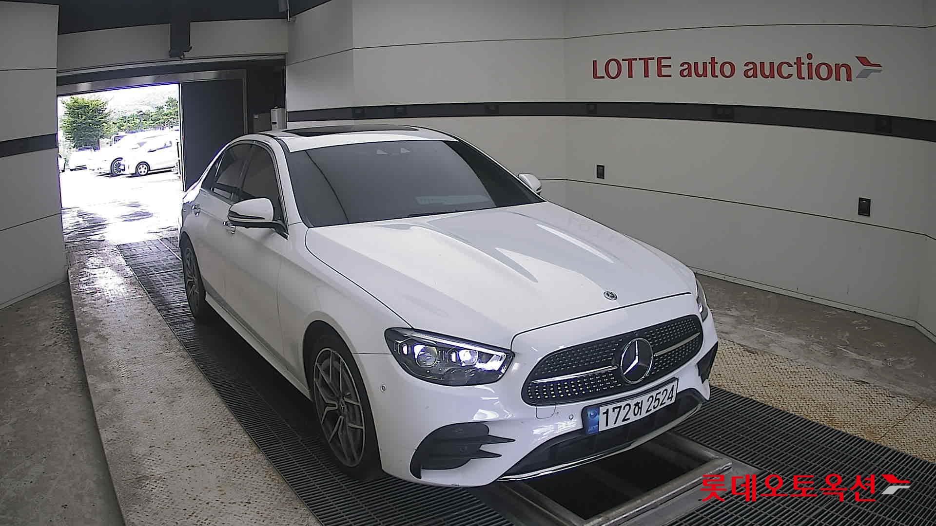 Mercedes-Benz - E-Class | NEW E220 4M AMG LINE KR4 (D) 2.0 20