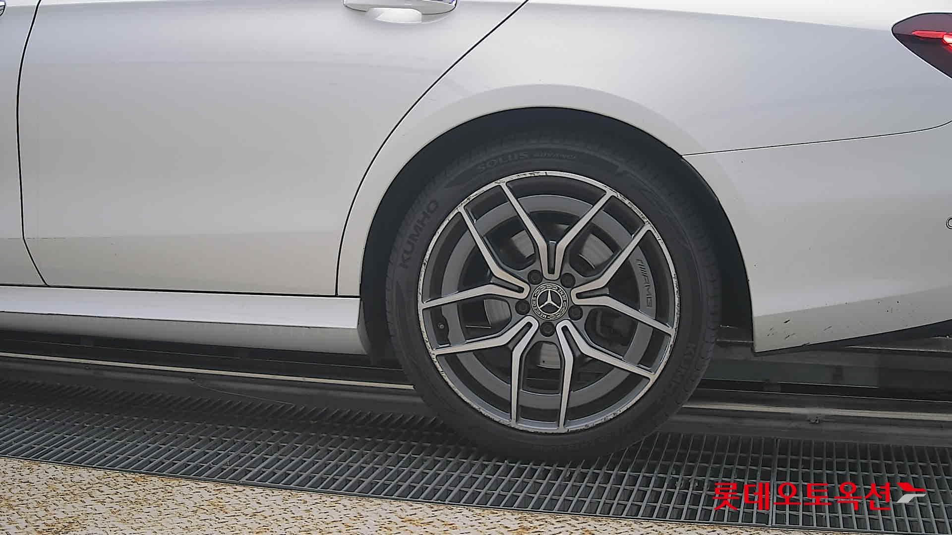 Mercedes-Benz - E-Class | NEW E220 4M AMG LINE KR4 (D) 2.0 22