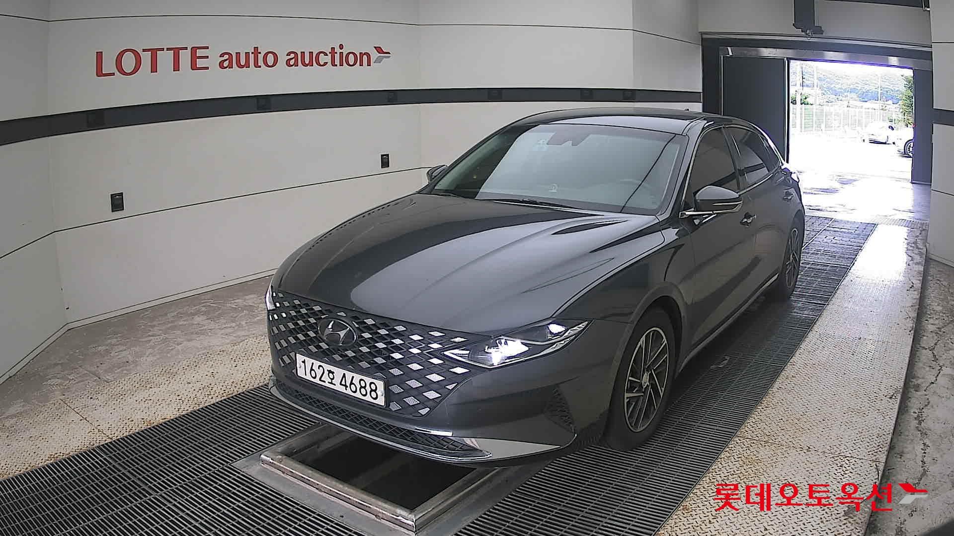 Hyundai - Grandeur | THE NEW (G) 2.5 Premium 2