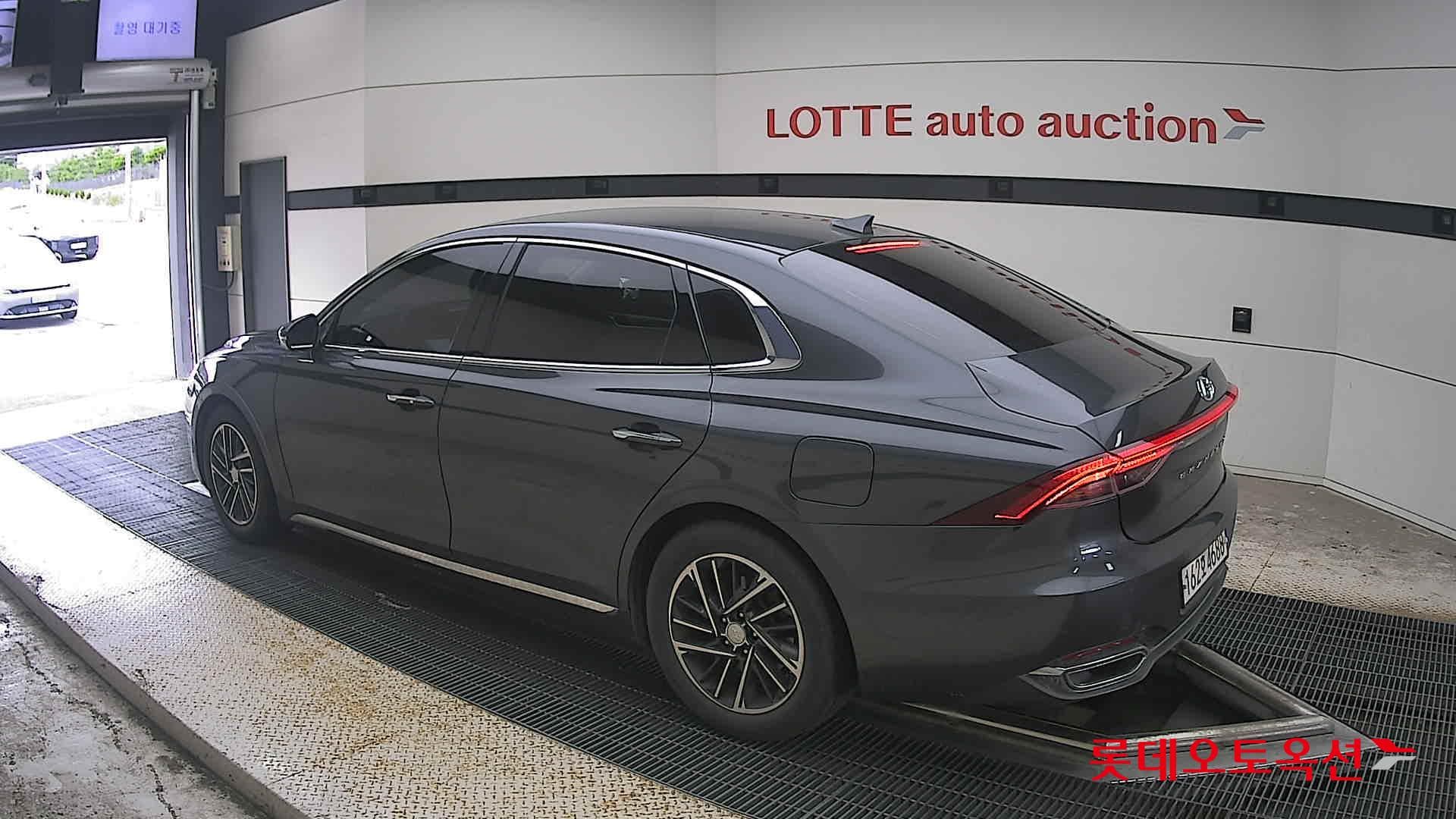 Hyundai - Grandeur | THE NEW (G) 2.5 Premium 8