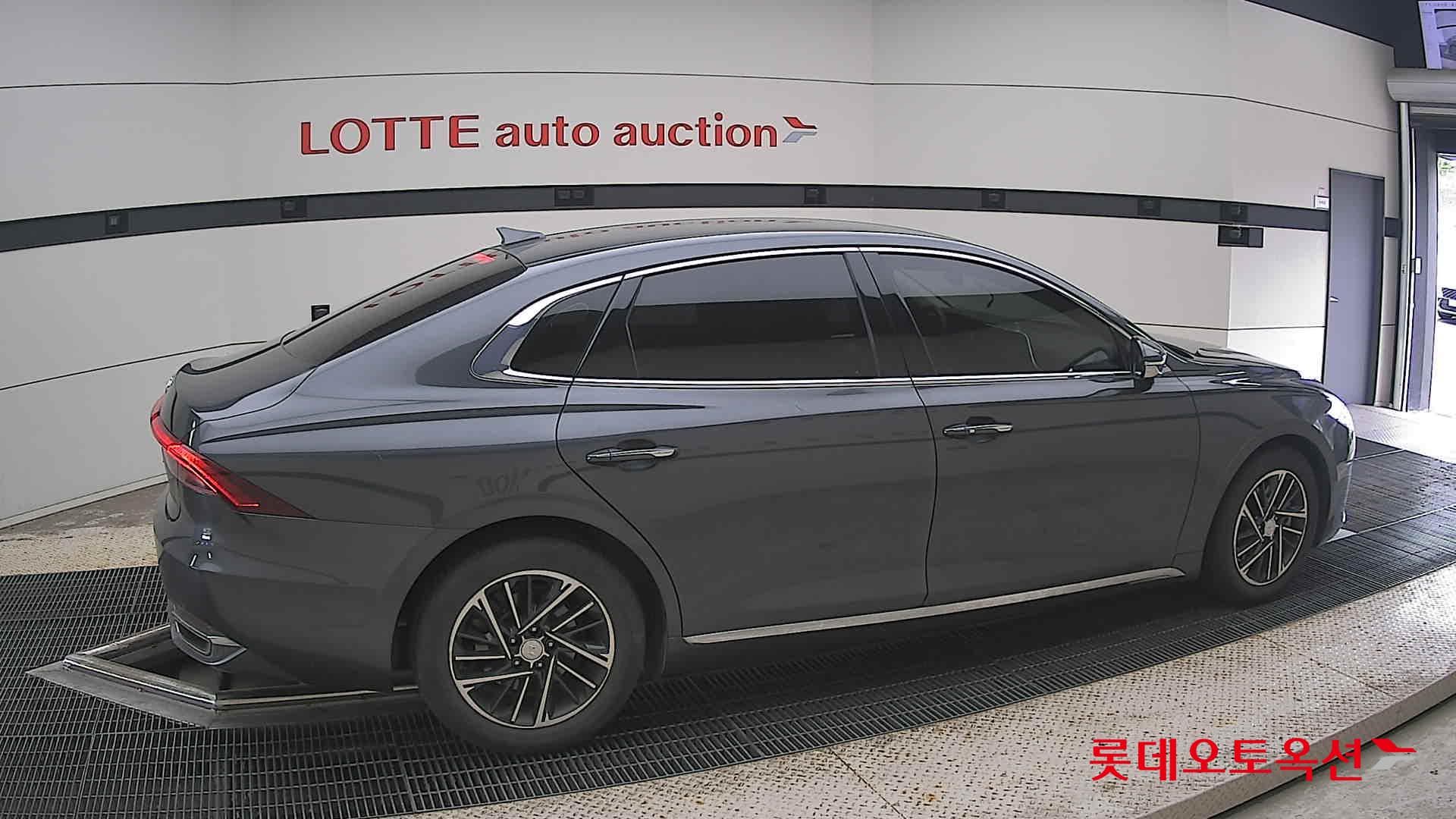 Hyundai - Grandeur | THE NEW (G) 2.5 Premium 15