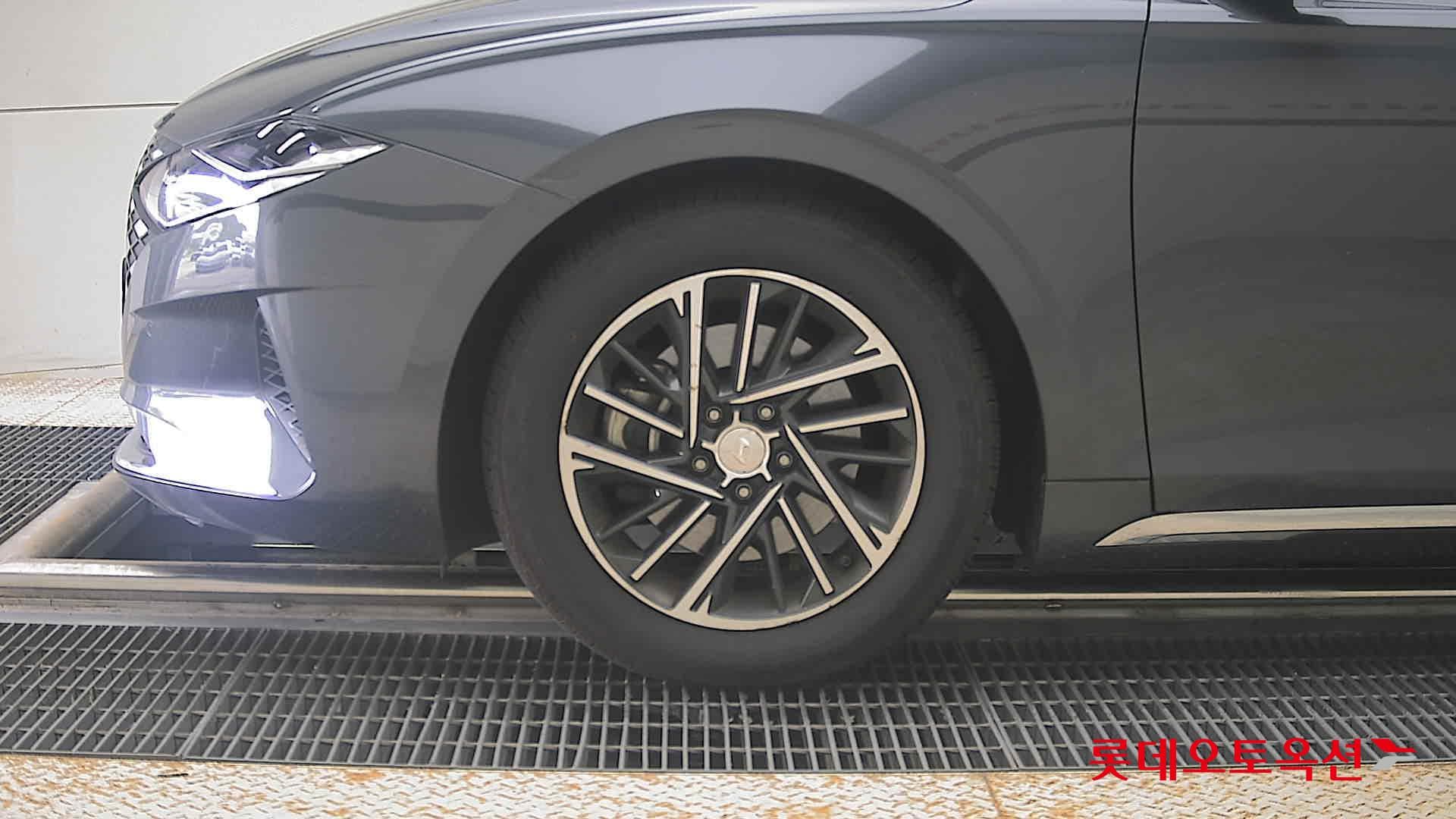 Hyundai - Grandeur | THE NEW (G) 2.5 Premium 21
