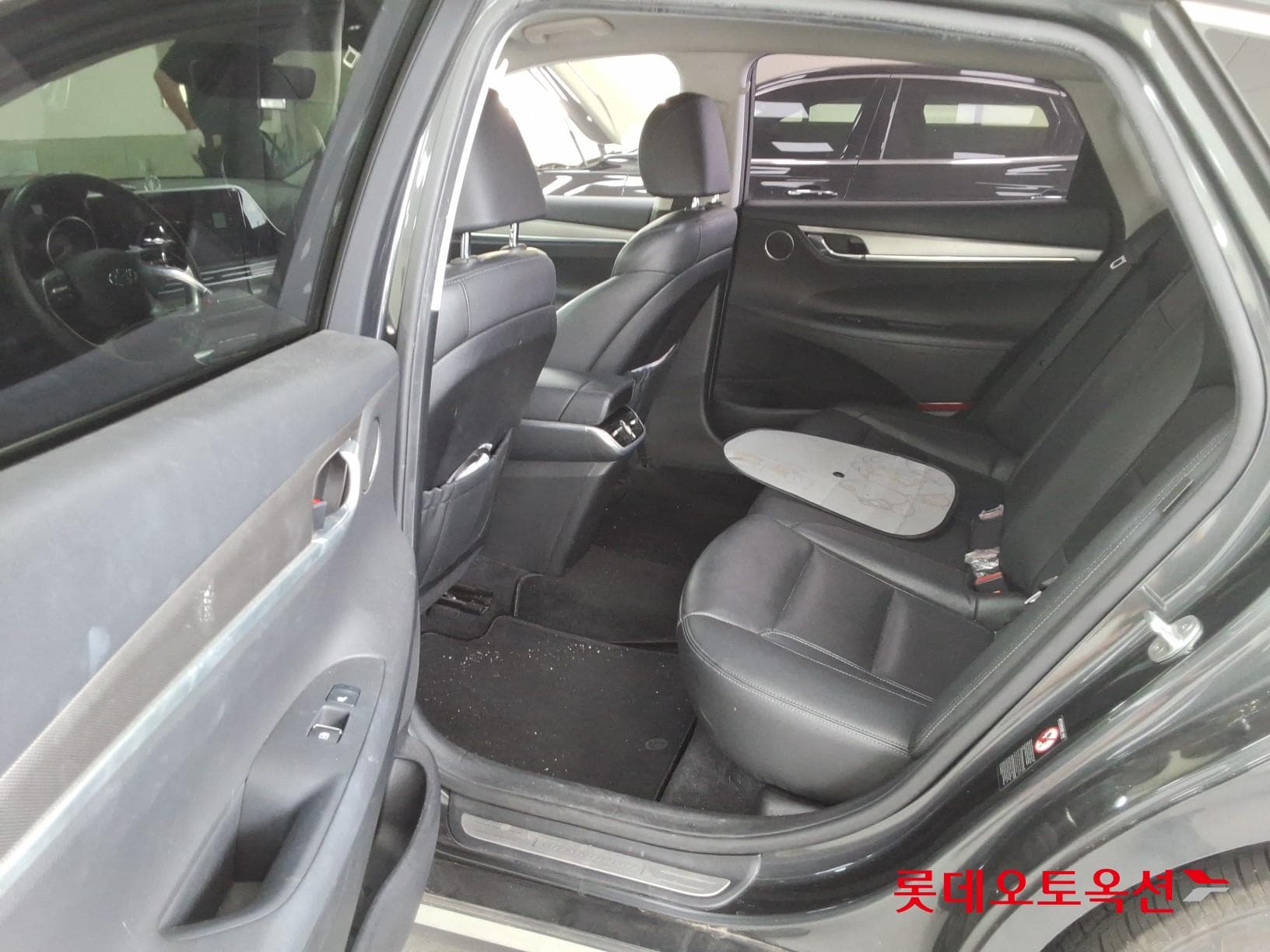 Hyundai - Grandeur | THE NEW (G) 2.5 Premium 37
