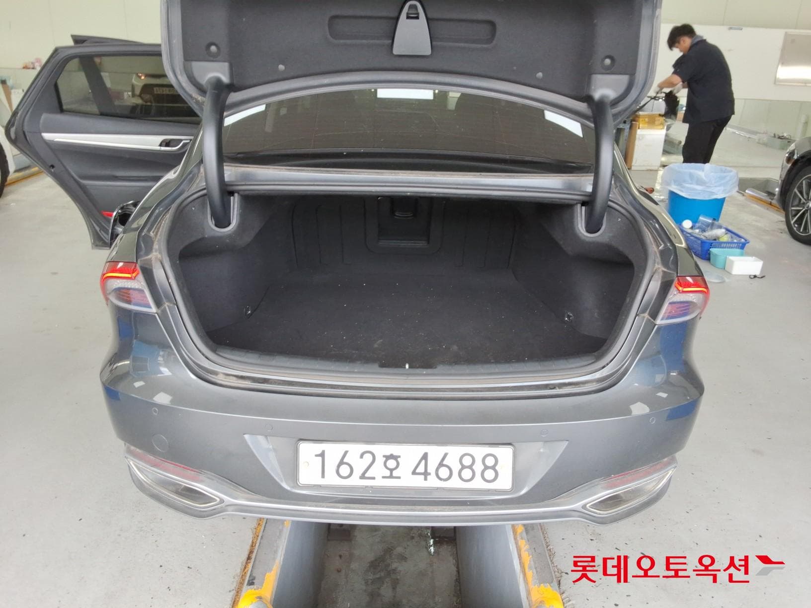 Hyundai - Grandeur | THE NEW (G) 2.5 Premium 38