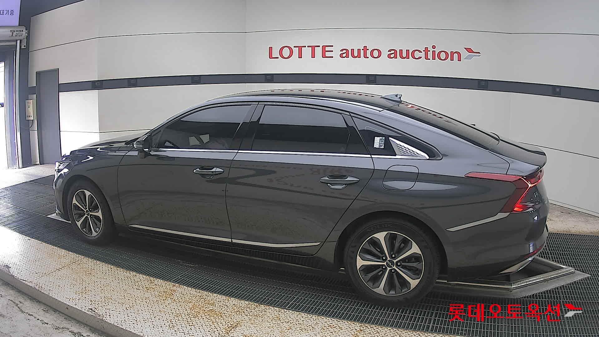 Kia - K8 | (H) 1.6 Noblesse 7