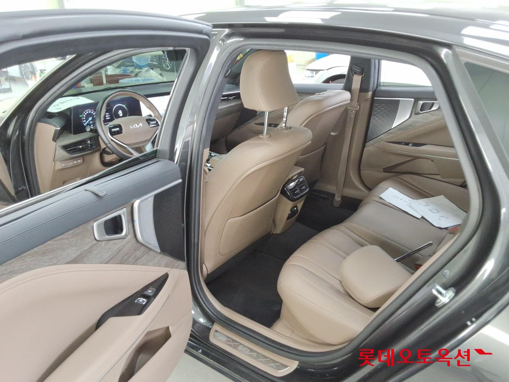 Kia - K8 | (H) 1.6 Noblesse 35