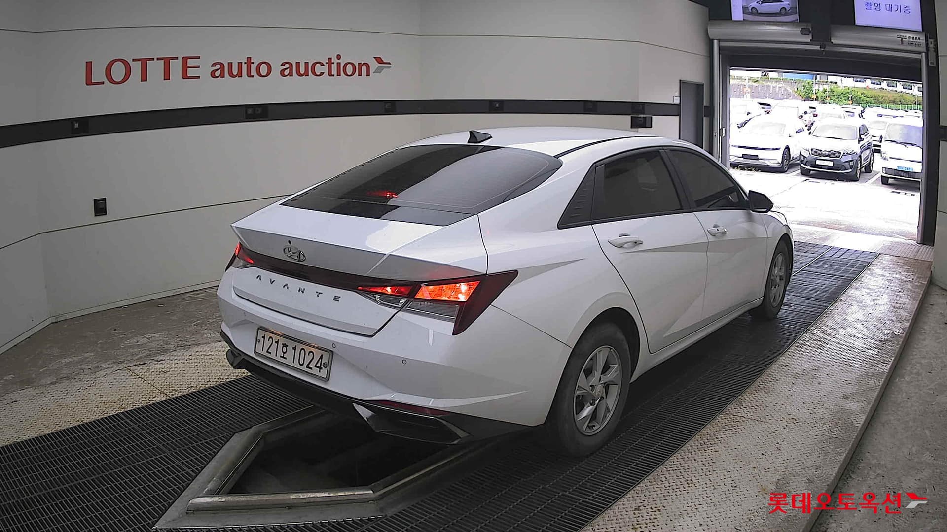 Hyundai - Элантра | ALL NEW (G) 1.6 MODERN 12