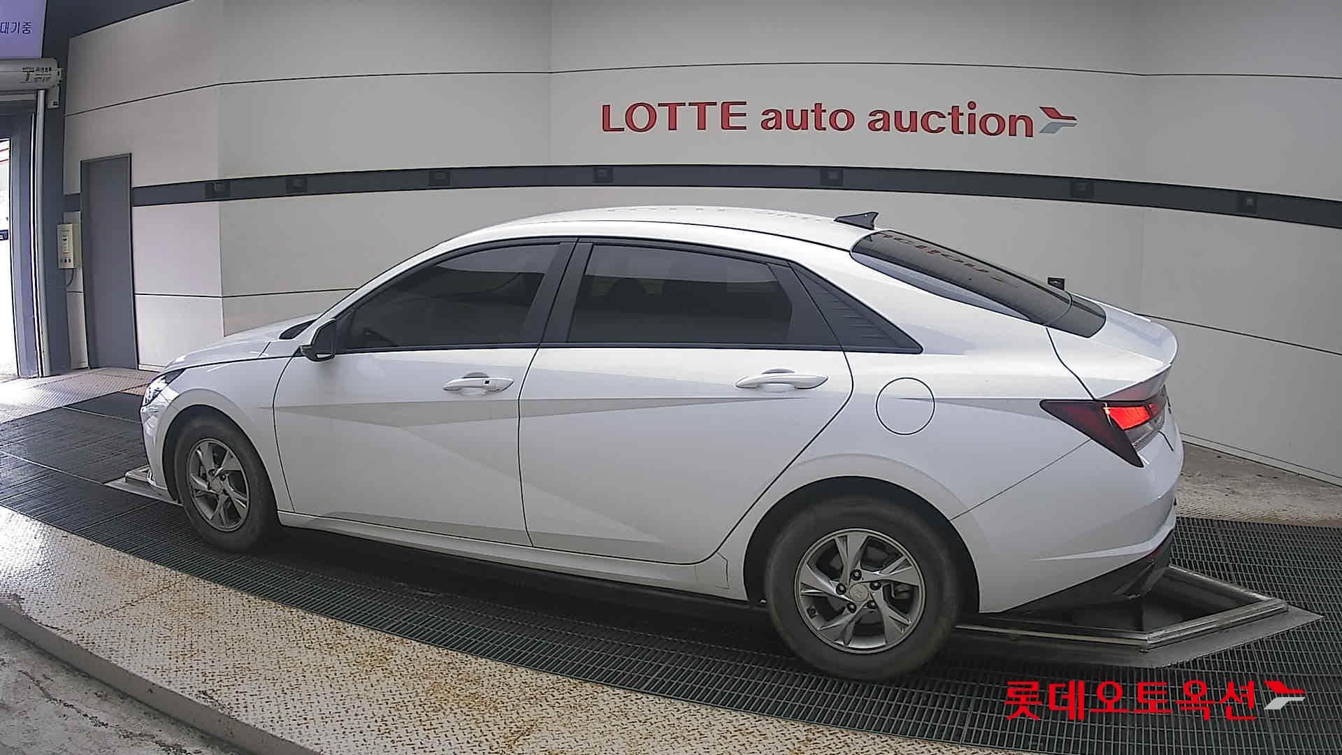 Hyundai - Элантра | ALL NEW (G) 1.6 MODERN 7