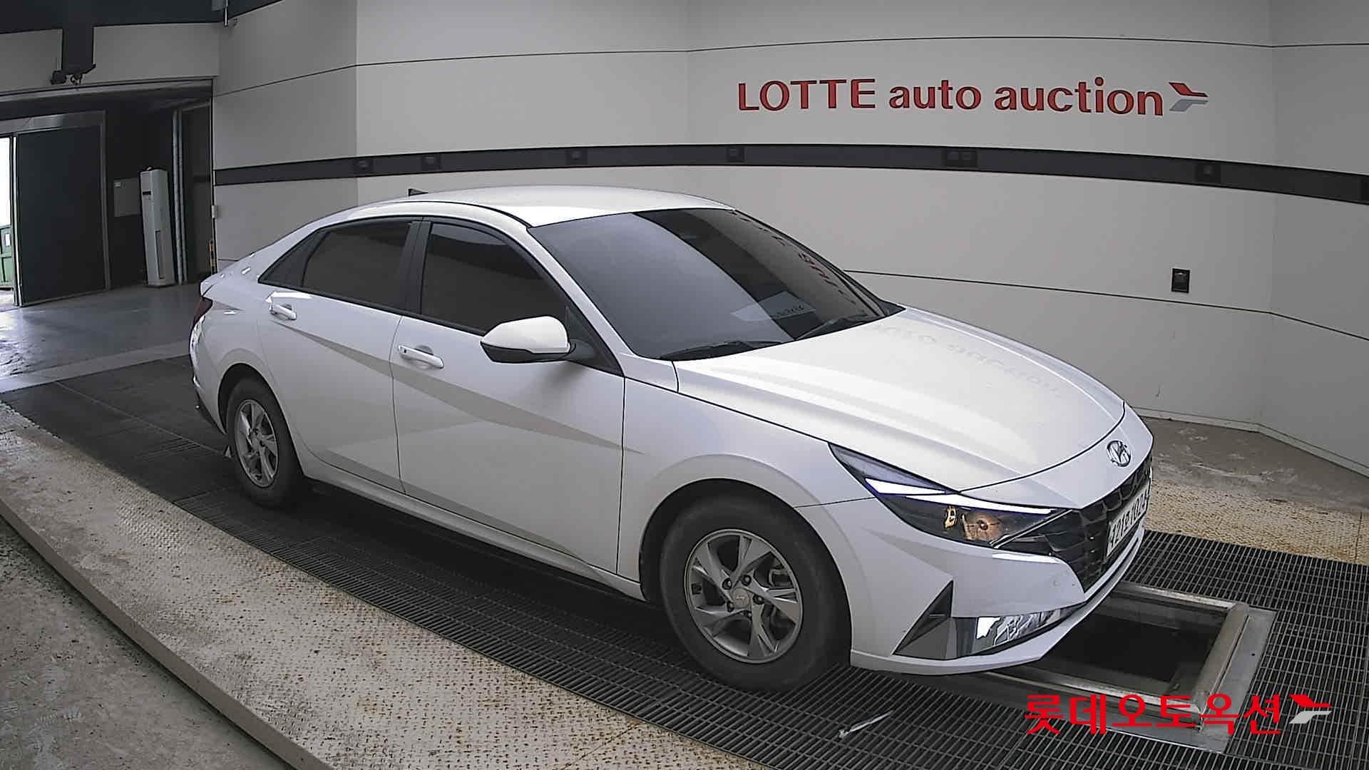 Hyundai - Элантра | ALL NEW (G) 1.6 MODERN 18