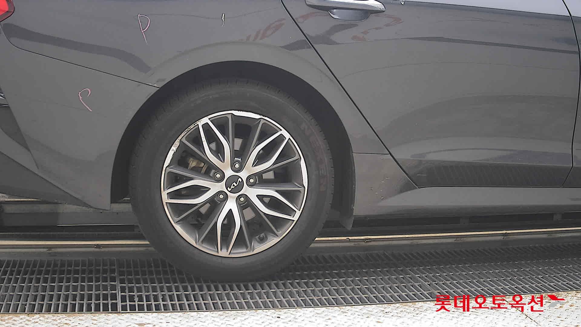 Kia - K5 | INTERACTIVE (G) 2.0 Trendy 24