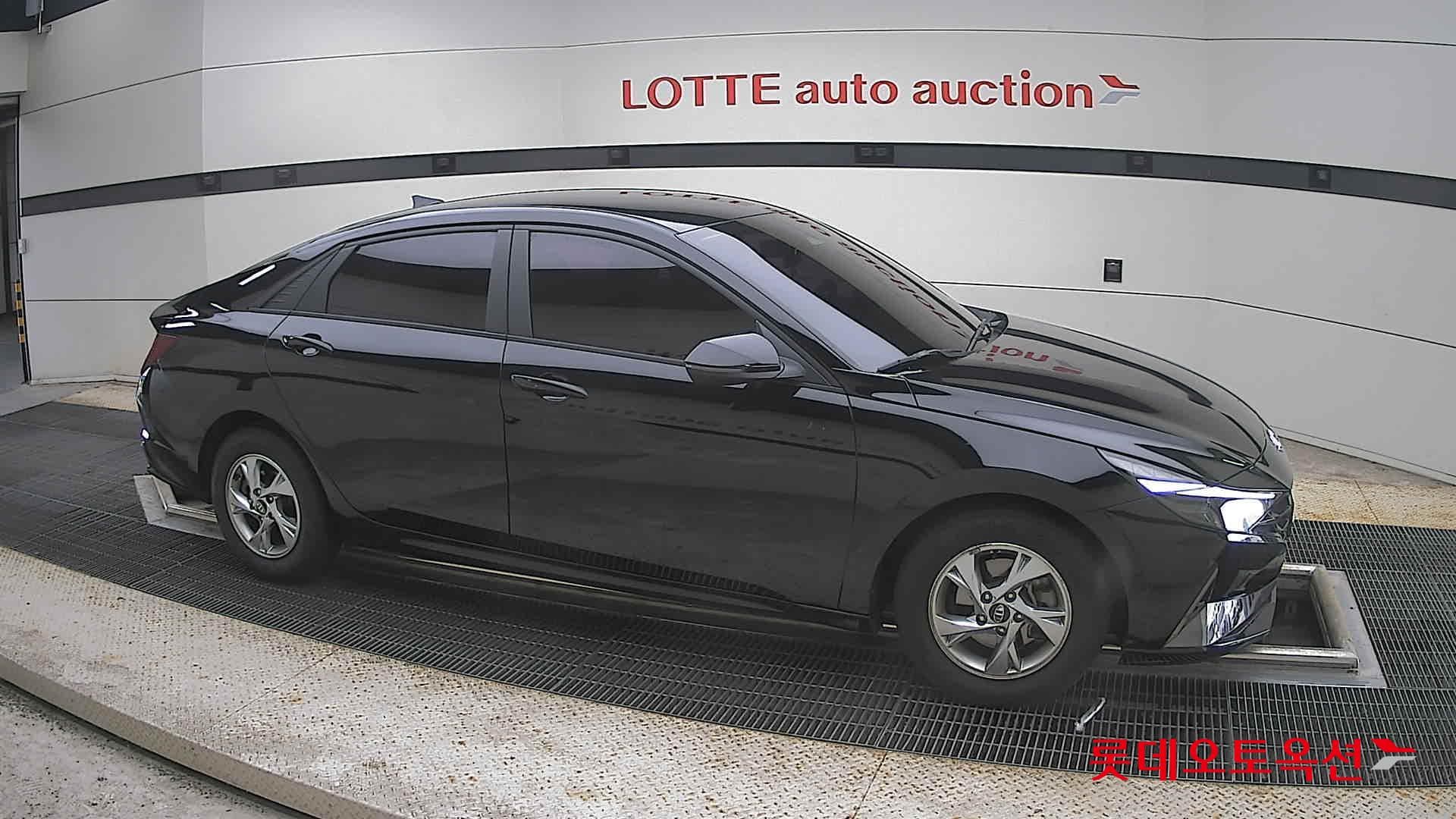Hyundai - Elantra | ALL NEW (G) 1.6 MODERN 17