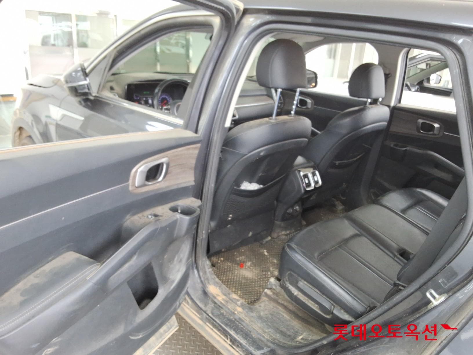 Kia - Соренто | MQ4 (D) 2.2 Trendy 5Seater 36