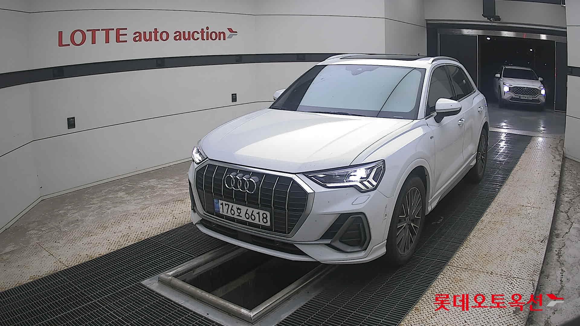 أودي - Q3 | (D) 2.0 35 TDI QU PREMIUM 2