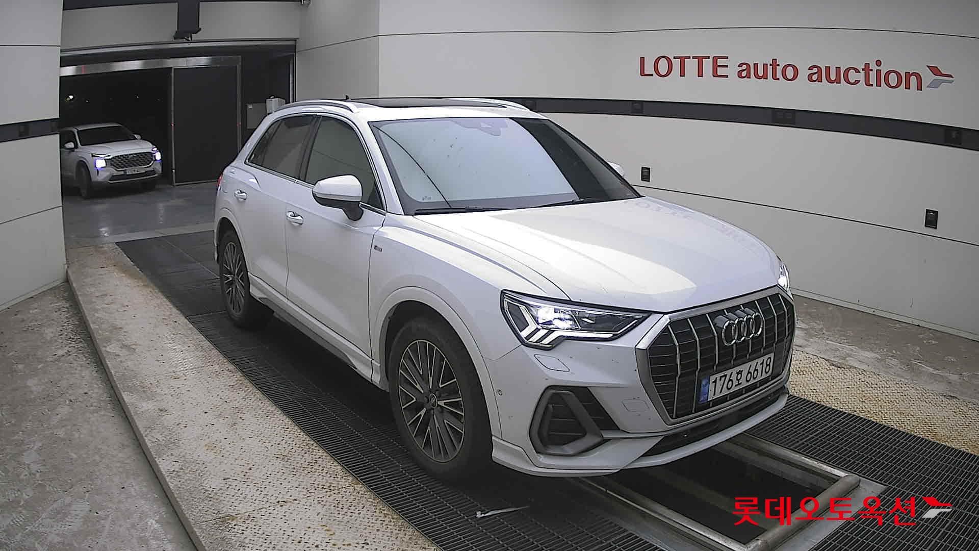 أودي - Q3 | (D) 2.0 35 TDI QU PREMIUM 19