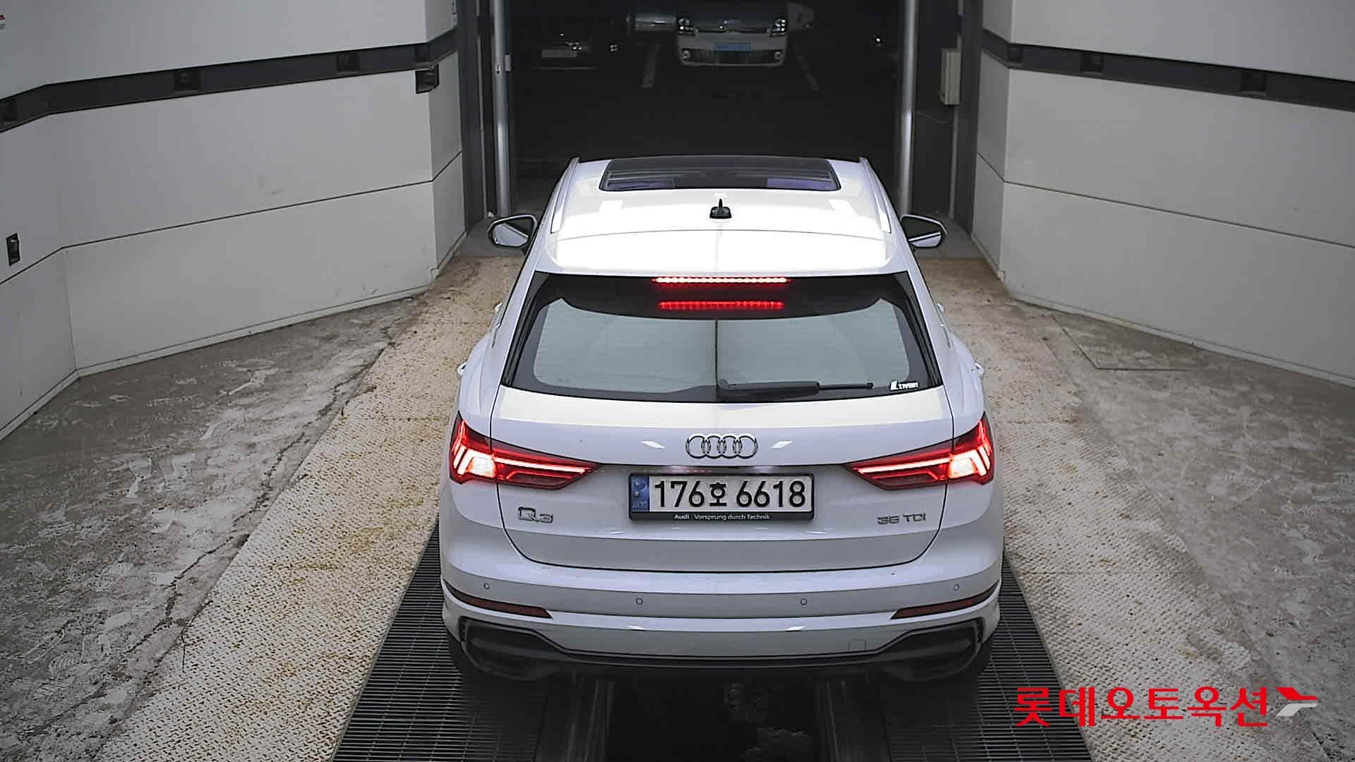 أودي - Q3 | (D) 2.0 35 TDI QU PREMIUM 11